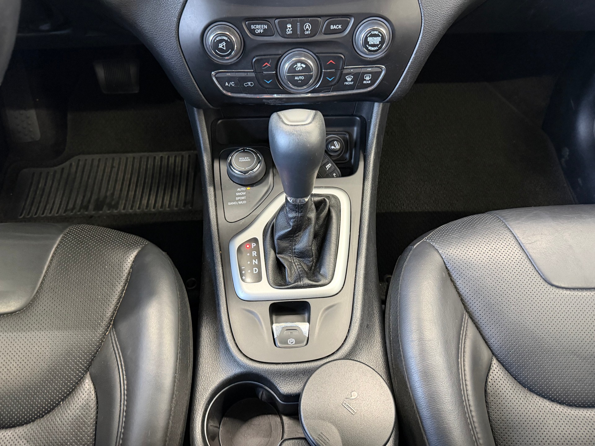 JEEP Cherokee 2.2TD Limited AWD 9ATX AD-image-13