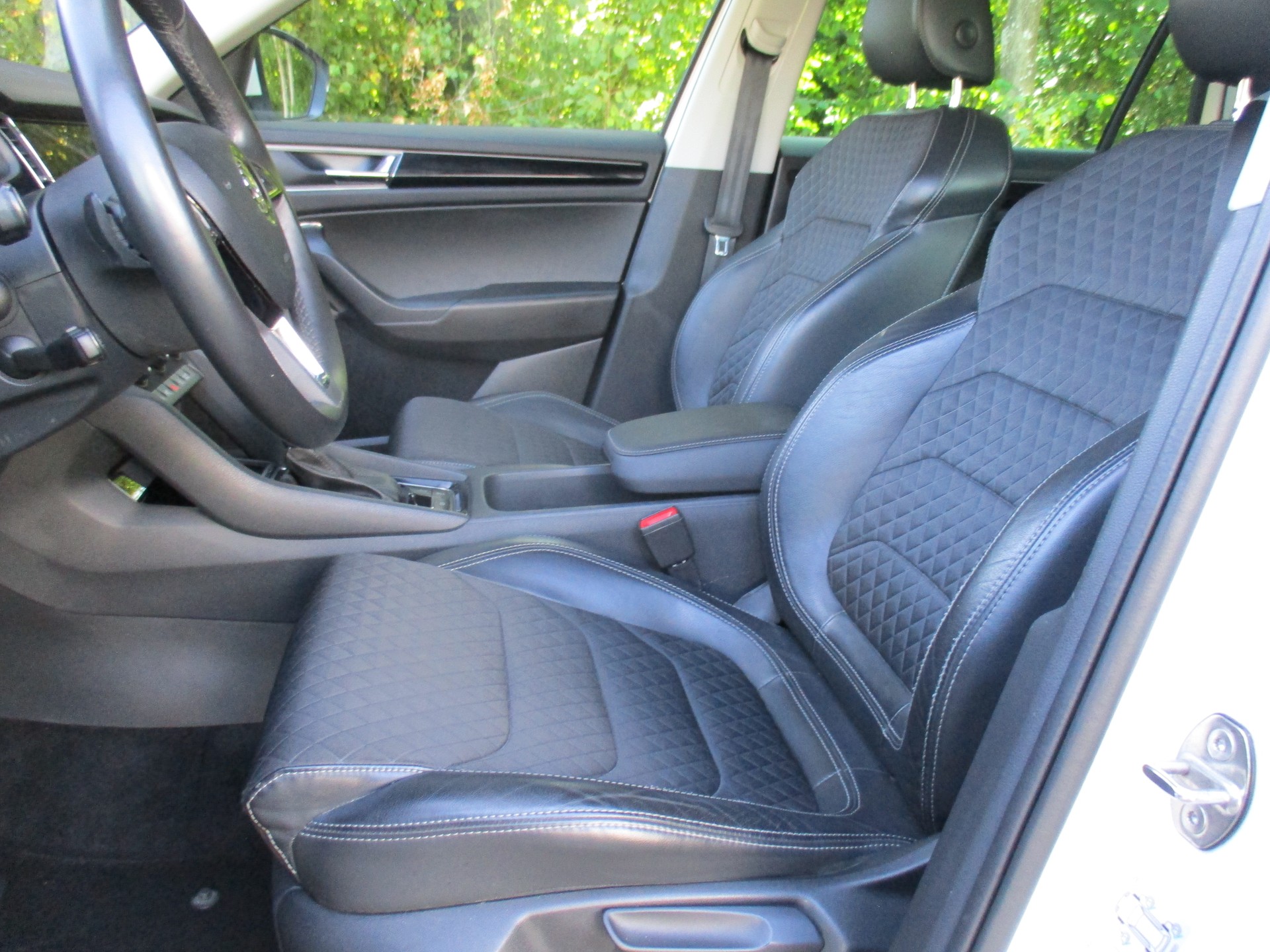 SKODA Kodiaq 2.0 TDI CR Style4x4 DSG-image-8