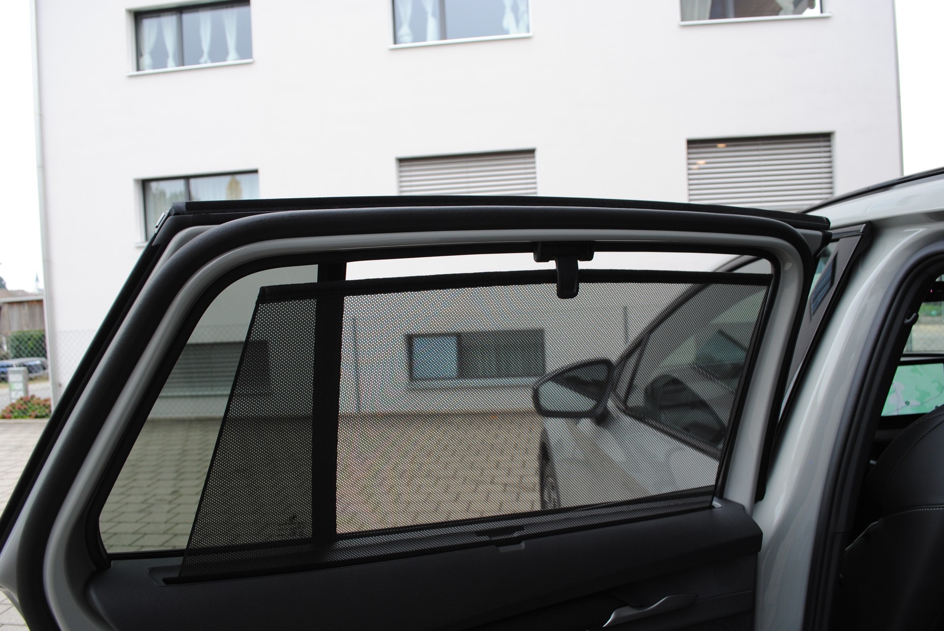 SKODA Elroq 85x Sportline 4x4-image-15