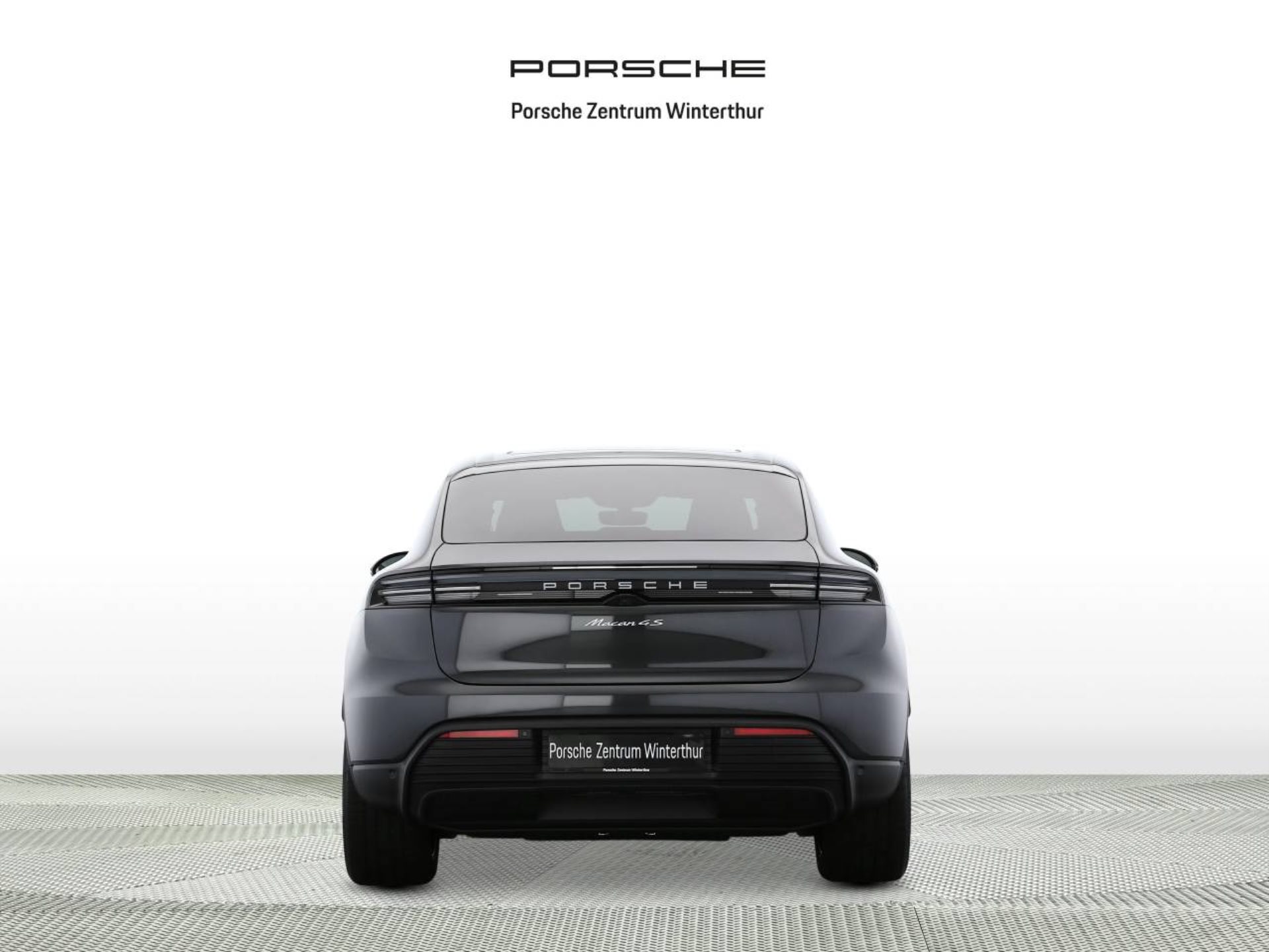 PORSCHE Macan 4S-image-6