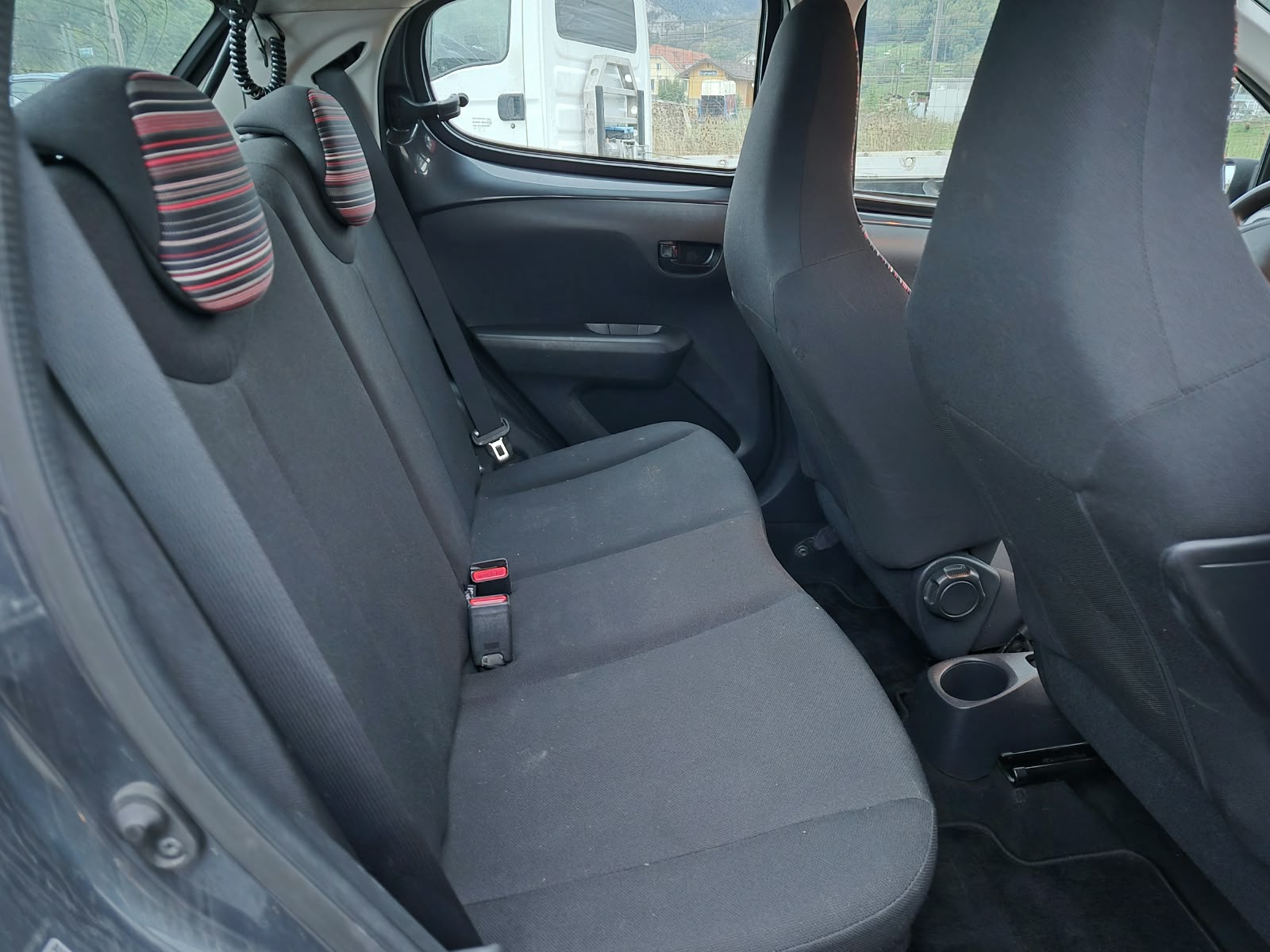 CITROEN C1 1.0 VTi Feel Airscape-image-12