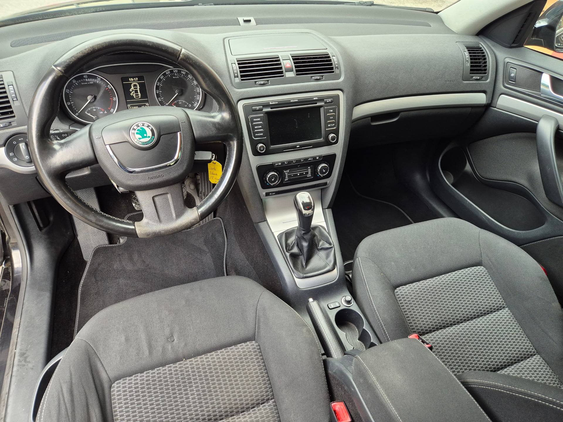 SKODA Octavia Combi 1.8 TSI Swiss Adventure 4x4-image-6