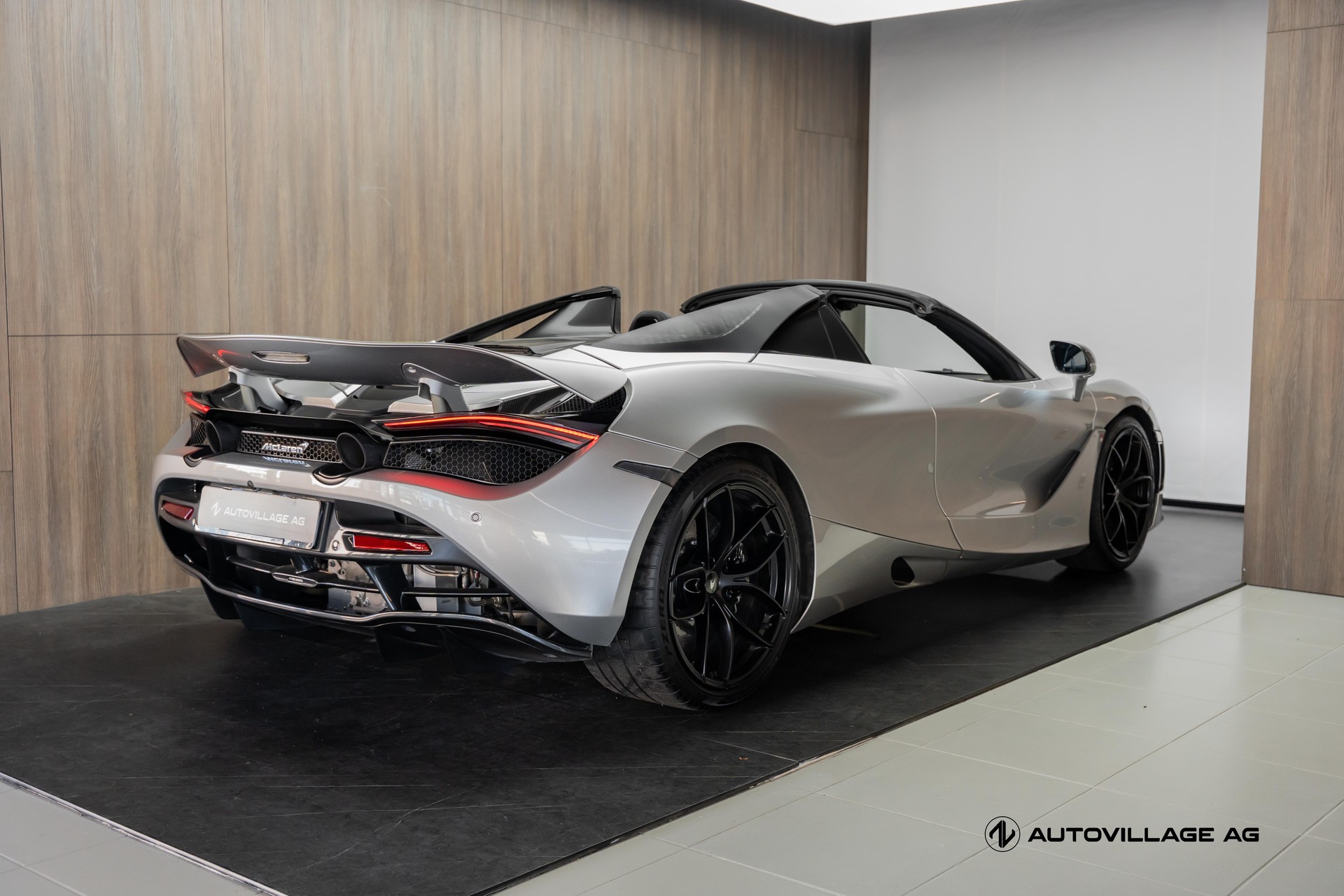 McLAREN 720S Spider Performance 4.0 V8 SSG-image-1