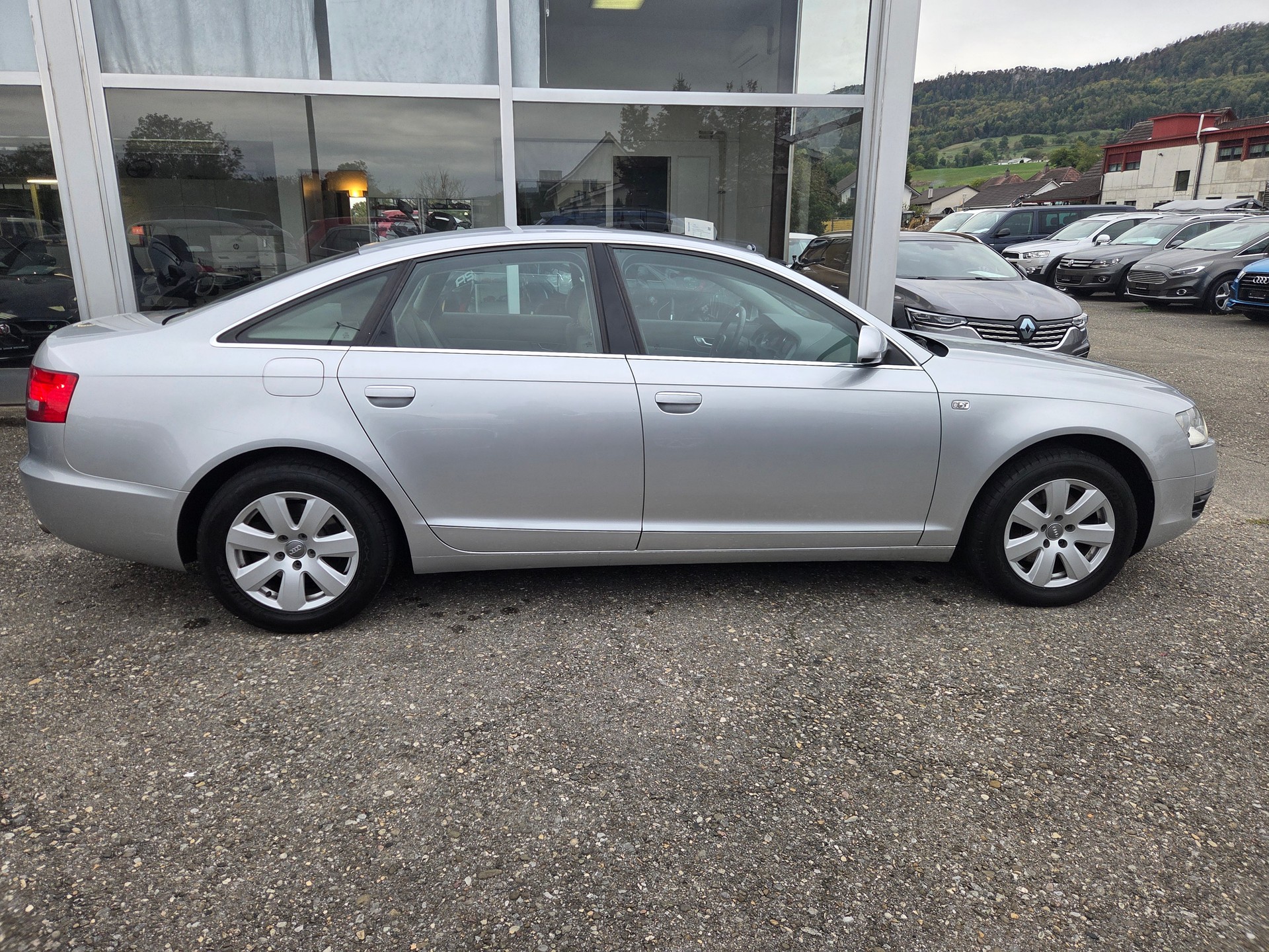 AUDI A6 Limousine 2.4 V6-image-6
