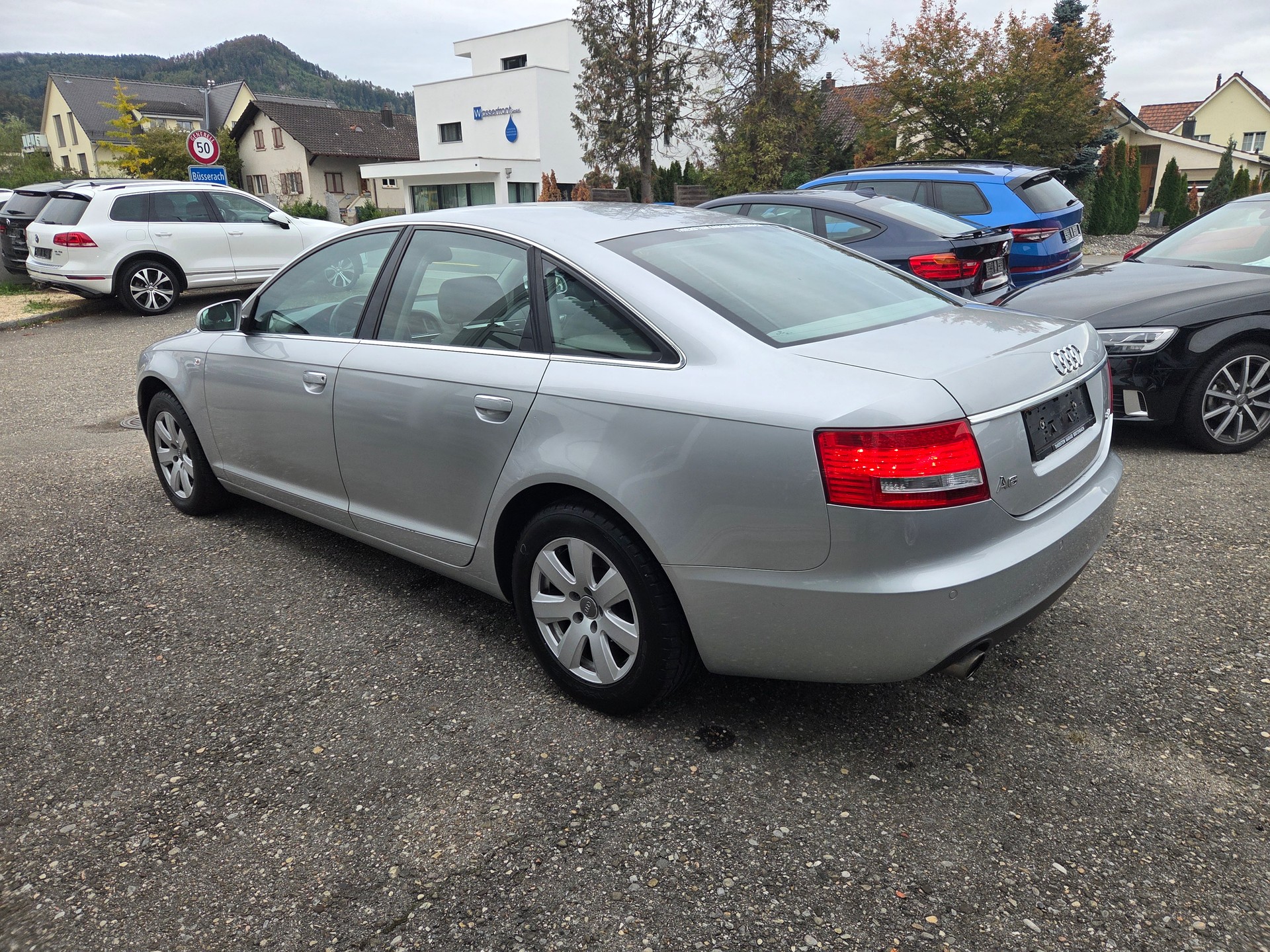 AUDI A6 Limousine 2.4 V6-showroom-element-3