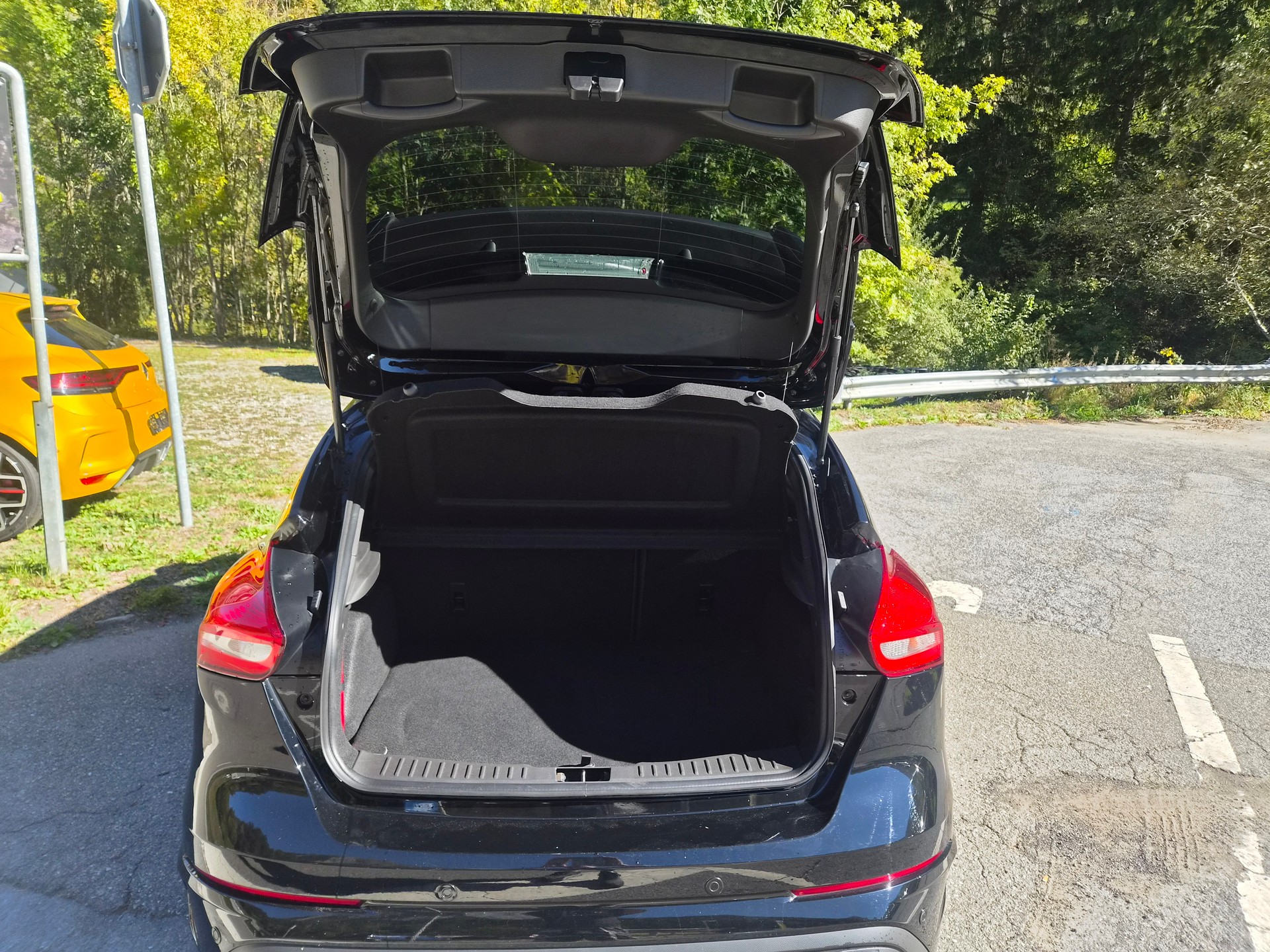 FORD Focus 2.3 EcoBoost RS AWD Full Black-image-6