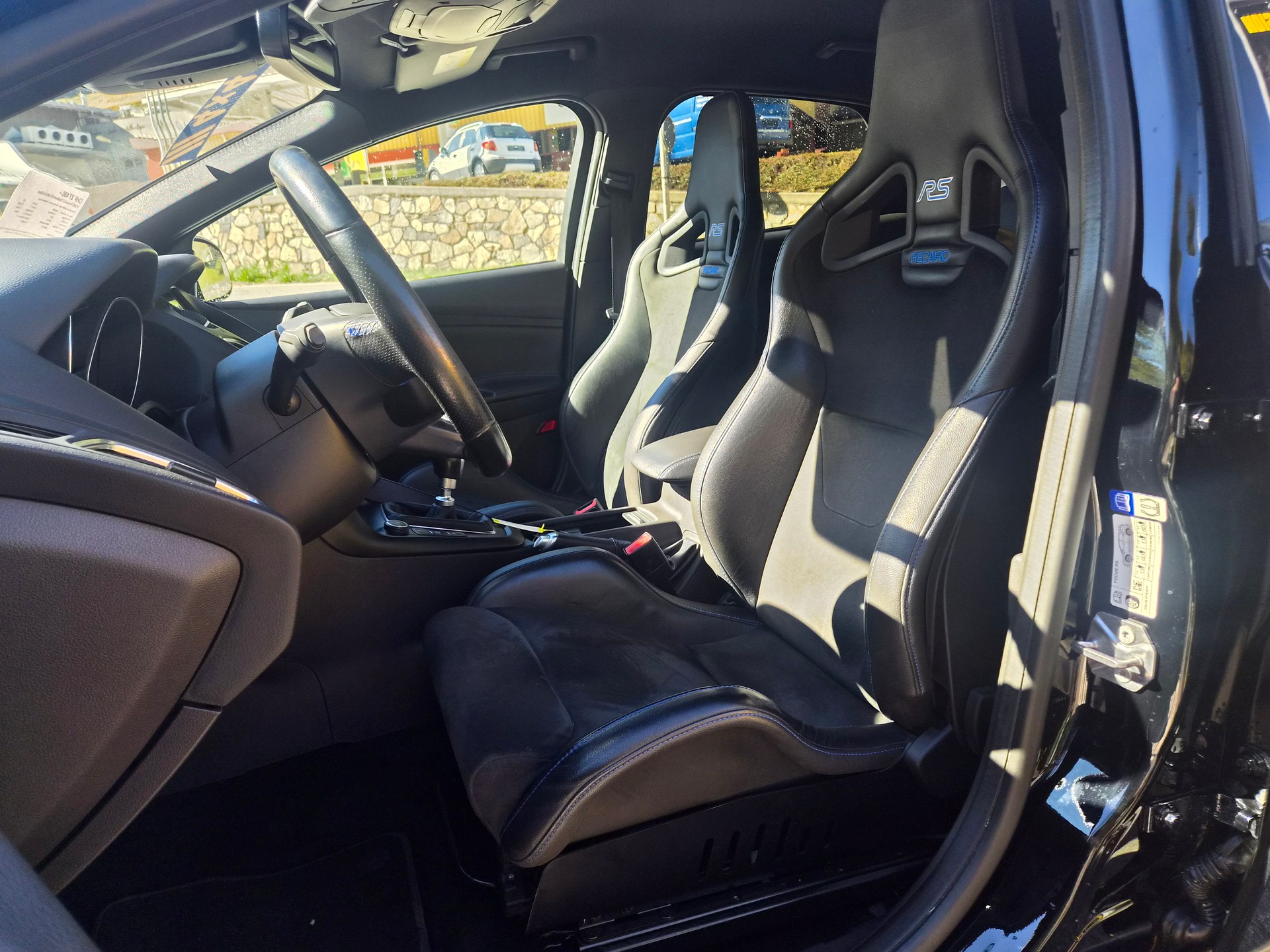 FORD Focus 2.3 EcoBoost RS AWD Full Black-image-9