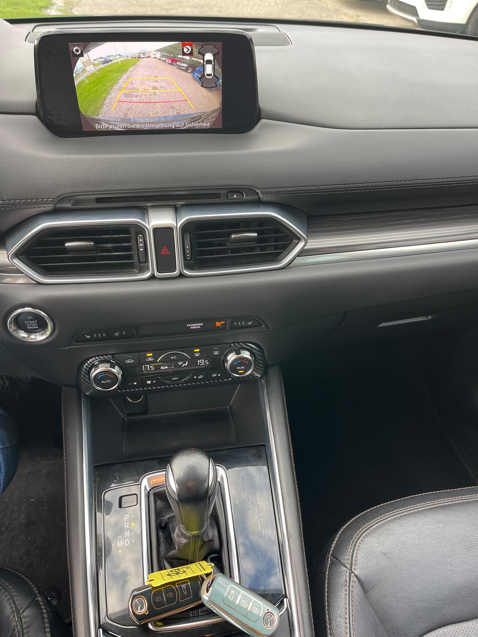 MAZDA CX-5 SKYACTIV-D 175 Revolution AWD Automat-image-9