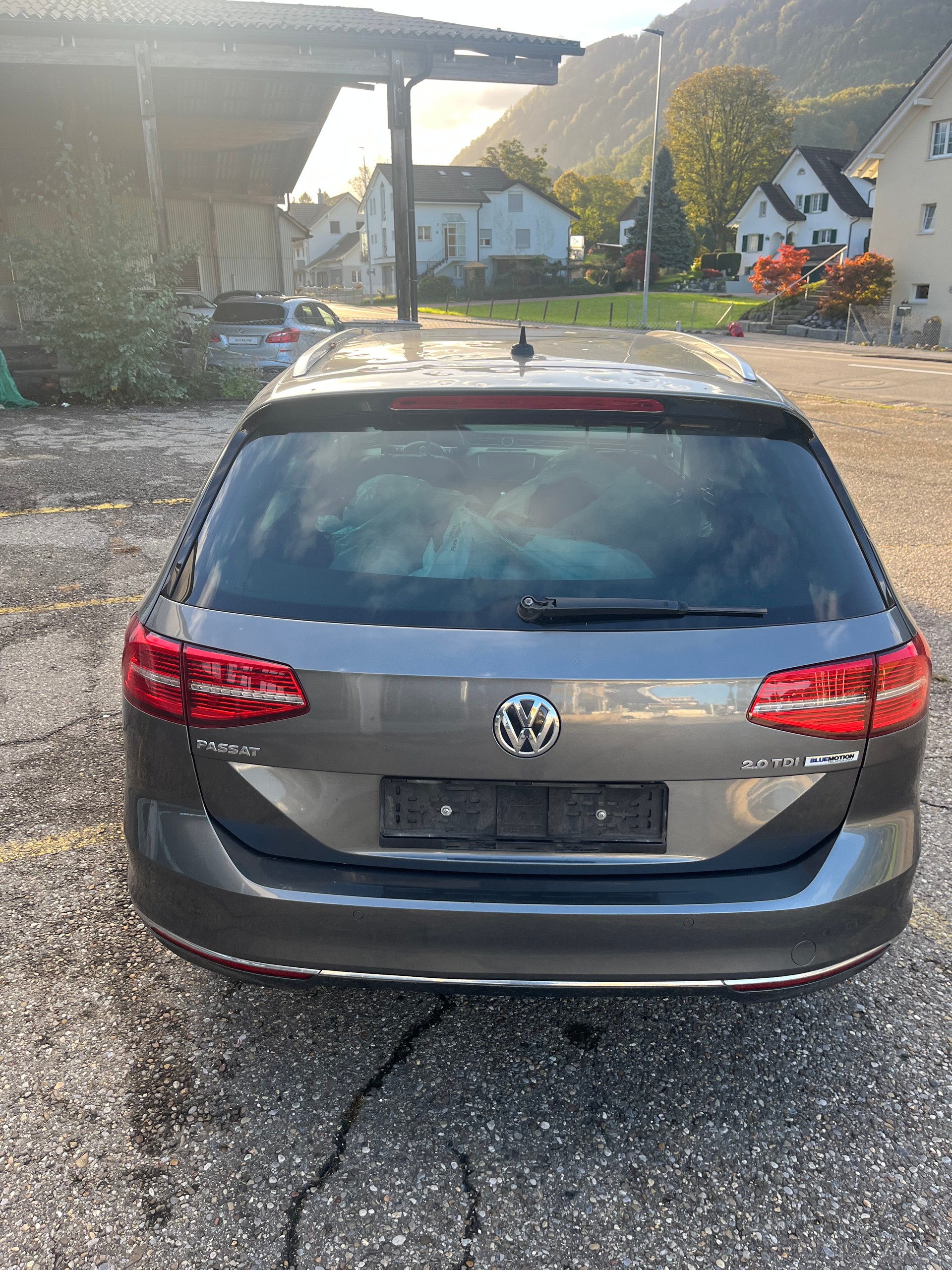VW Passat Variant 2.0 TDI BMT Highline DSG-image-3