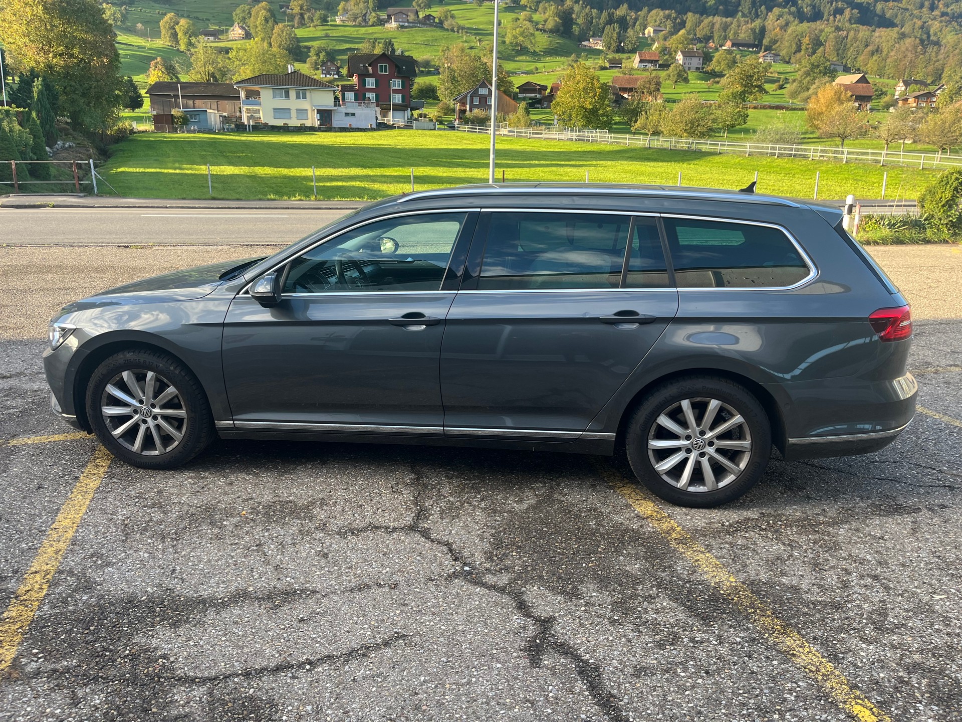 VW Passat Variant 2.0 TDI BMT Highline DSG-image-7