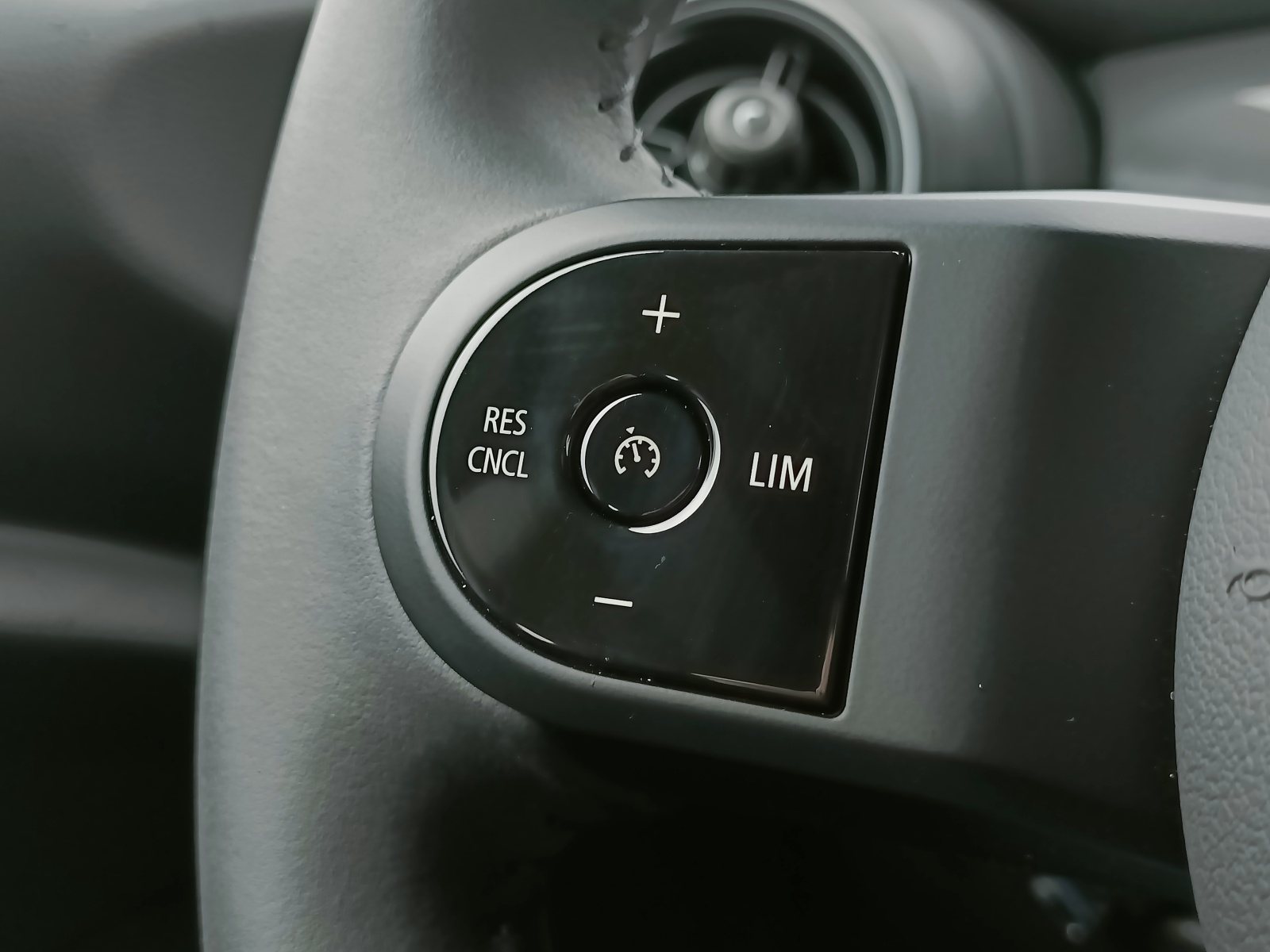 MINI Cooper Steptronic DKG-image-9