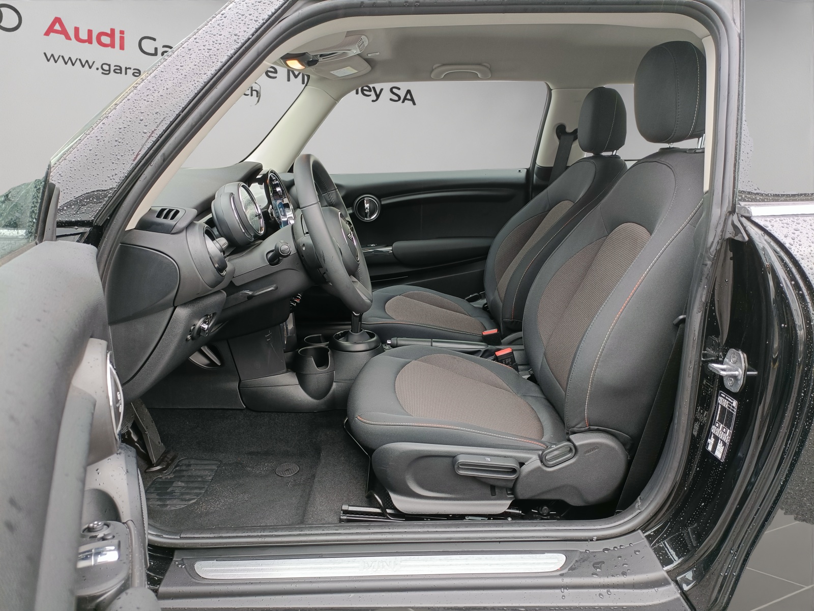 MINI Cooper Steptronic DKG-image-4