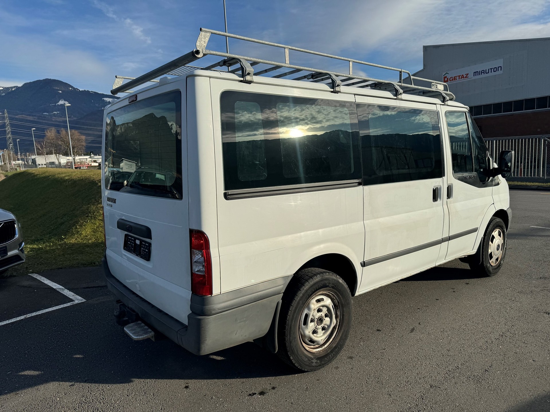 FORD Transit 2.3 B 330 S-image-4