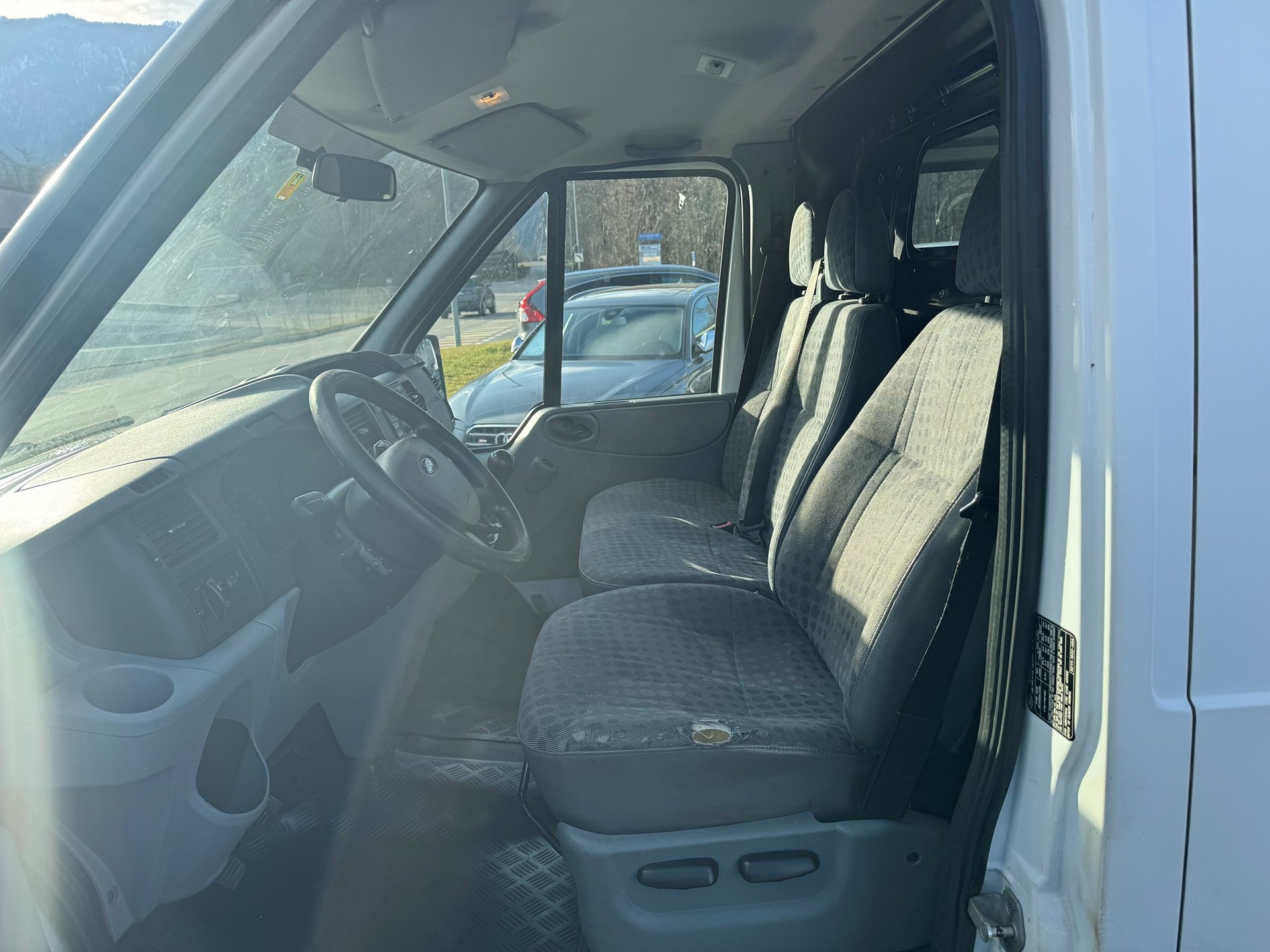 FORD Transit 2.3 B 330 S-image-9