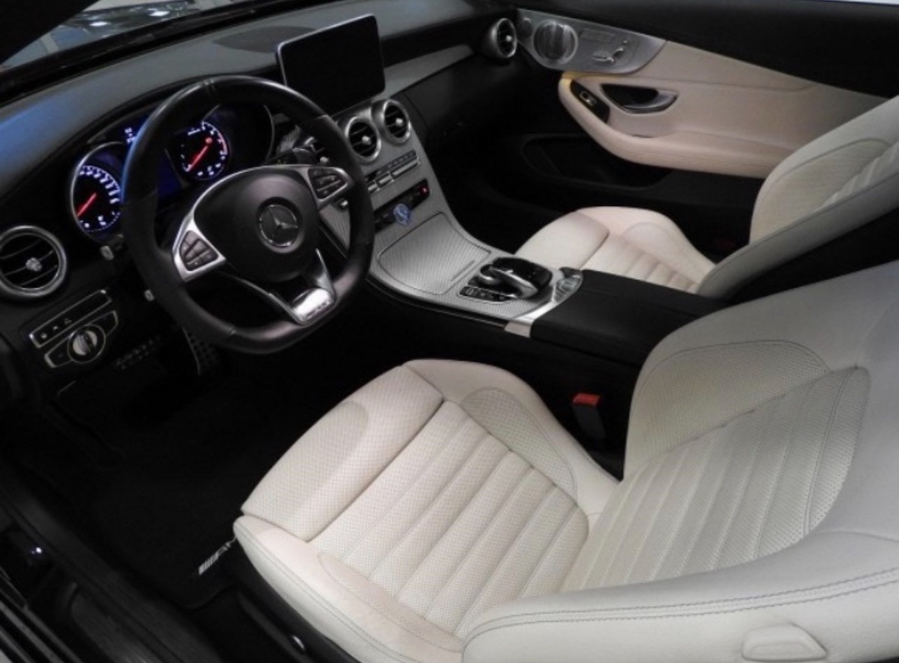 MERCEDES-BENZ C 43 Cabriolet AMG 4Matic 9G-Tronic-image-2
