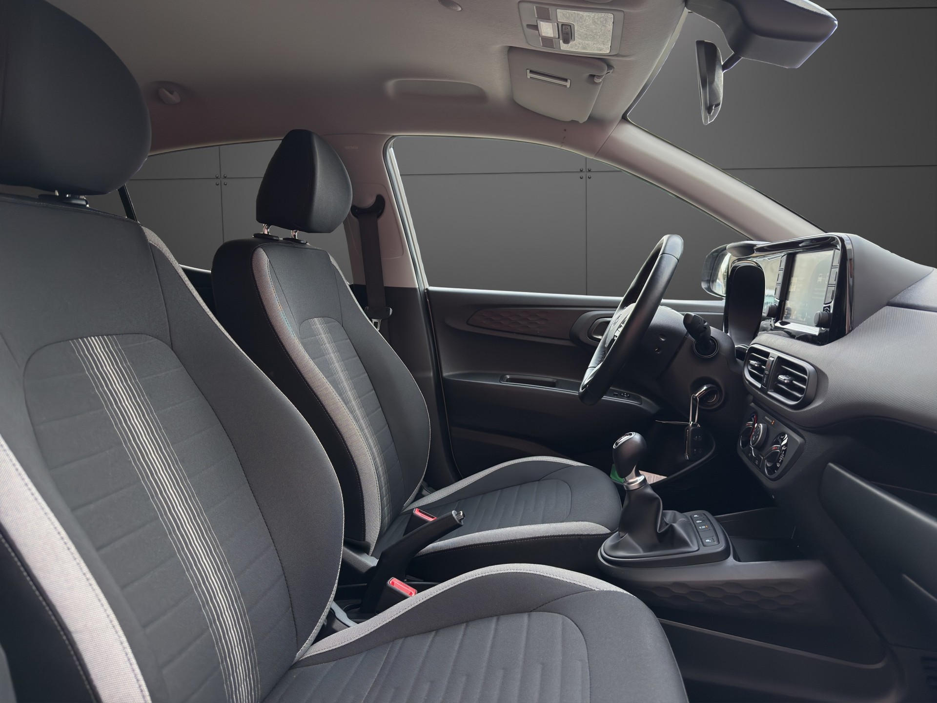 HYUNDAI i10 1.2 Amplia-image-11