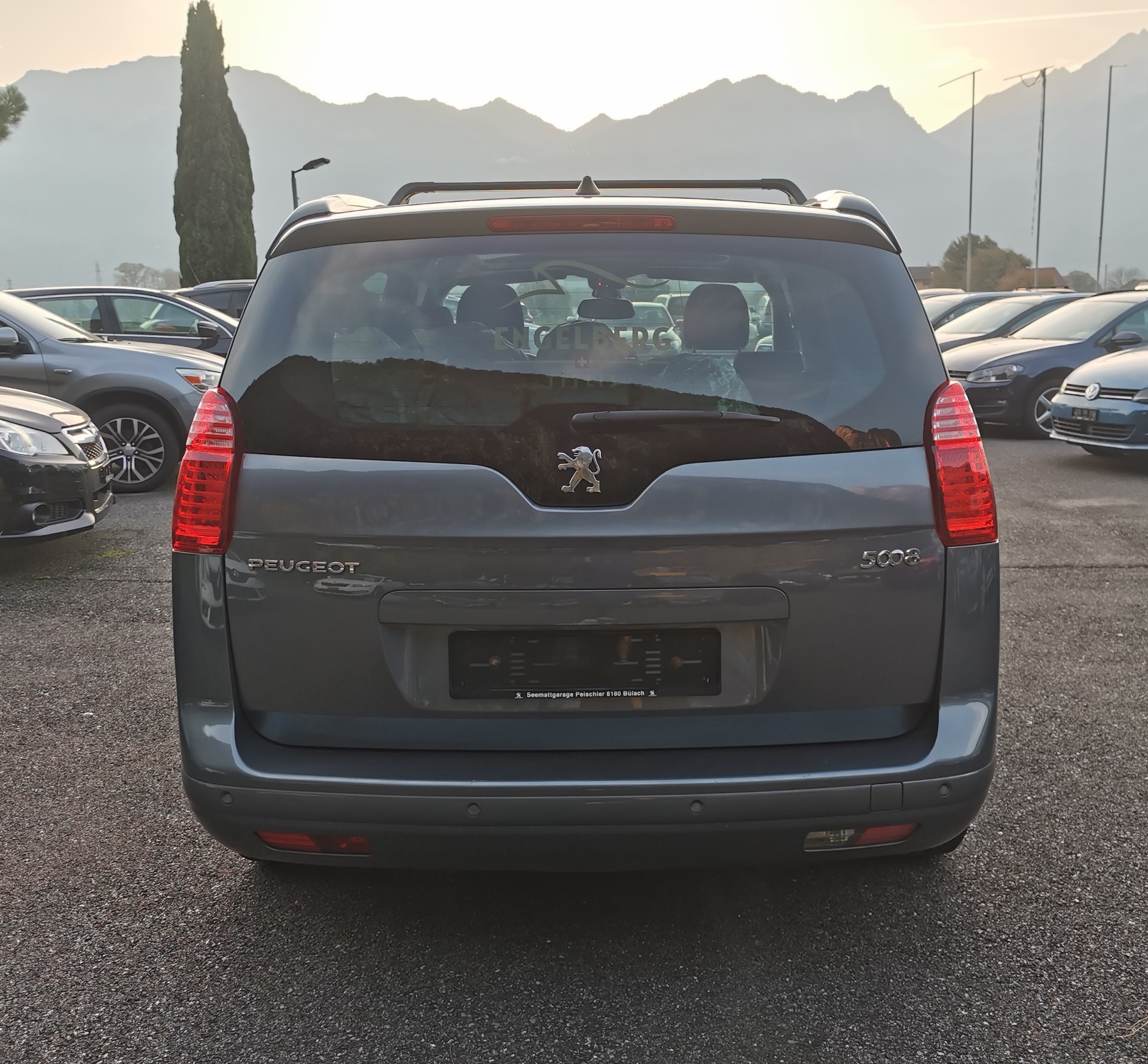 PEUGEOT 5008 1.6 16V T Sport Pack Automatic-image-4