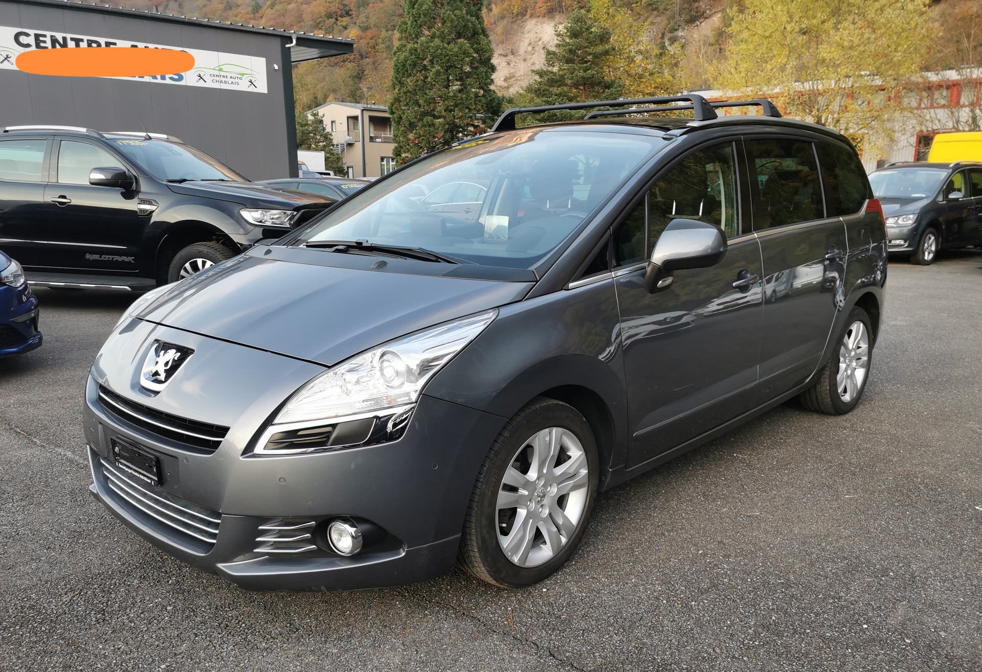 PEUGEOT 5008 1.6 16V T Sport Pack Automatic-image-0