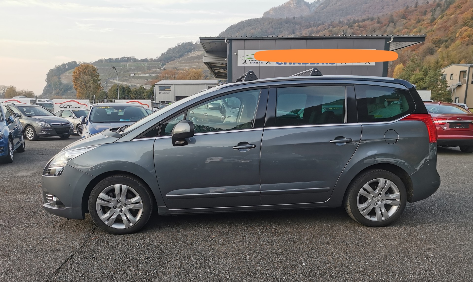 PEUGEOT 5008 1.6 16V T Sport Pack Automatic-image-5