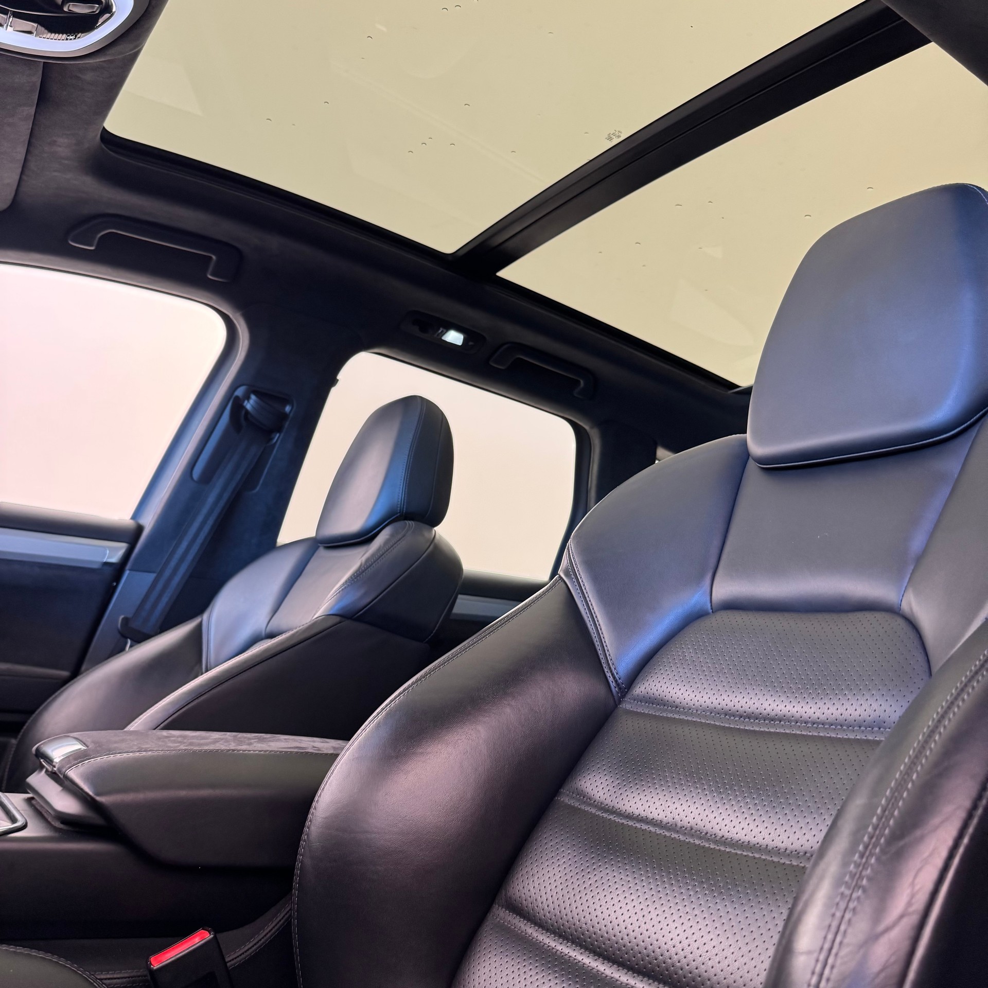 PORSCHE Cayenne GTS-image-6