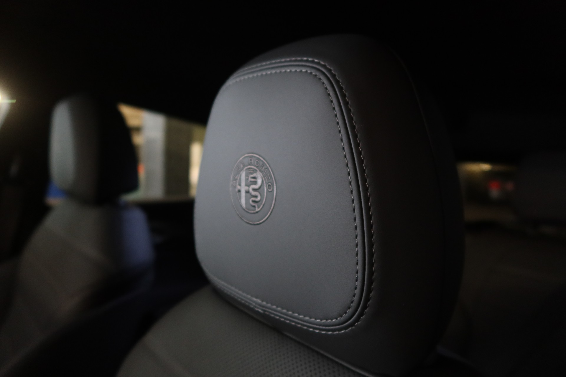 ALFA ROMEO Tonale 1.5 MHEV Ti Pack Premium-image-11