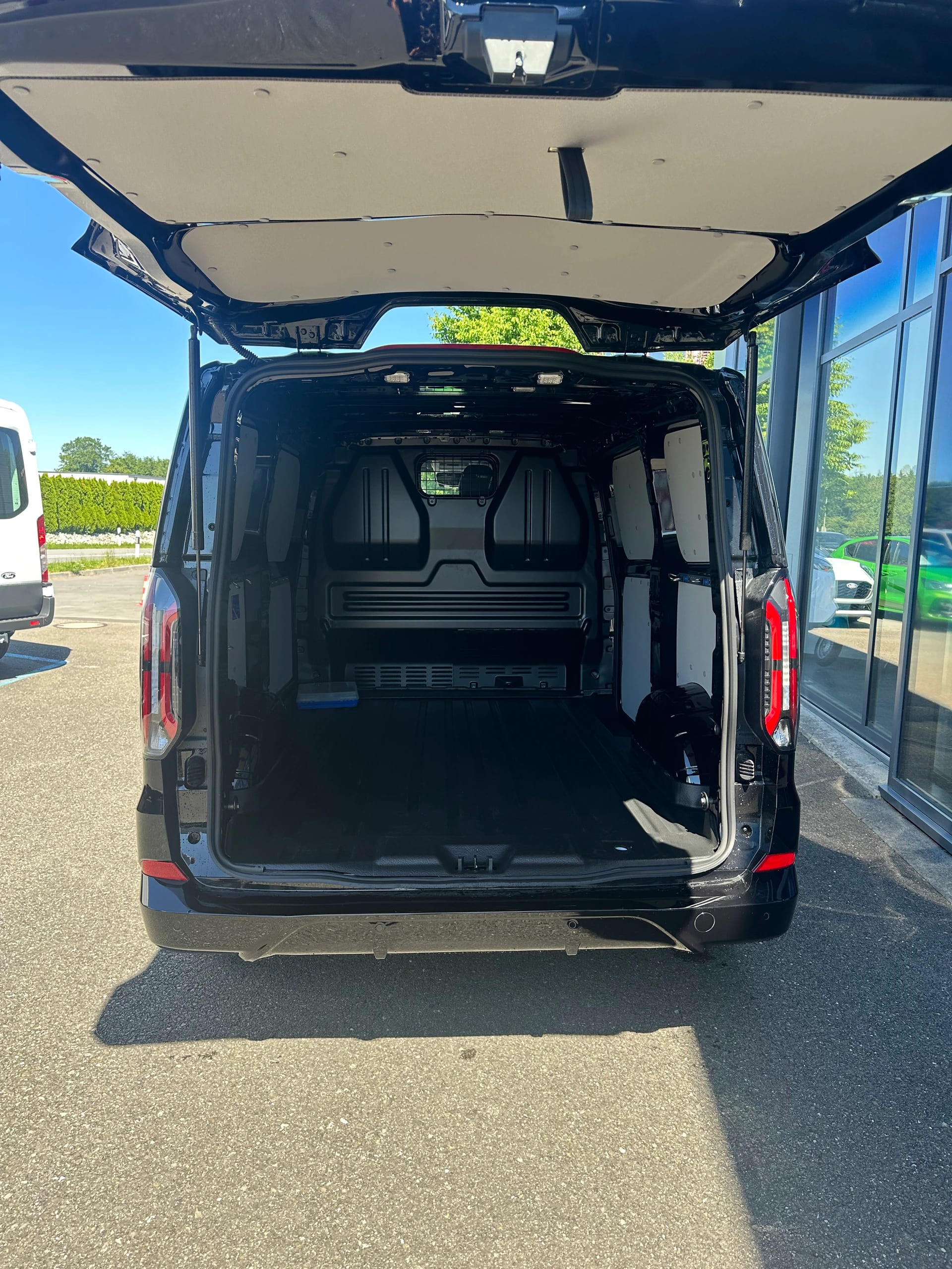 FORD Transit Custom Van 320 L1 2.5 Durat Sport/PHEV/Aut.-image-5