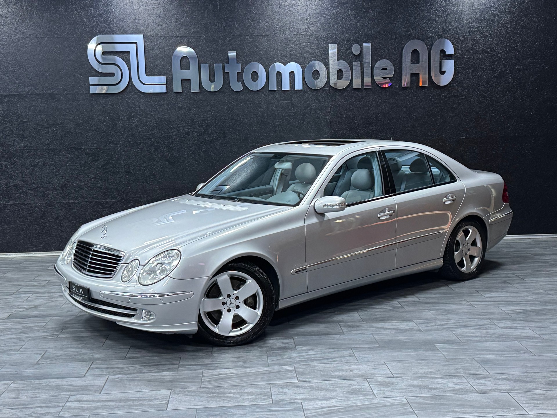 MERCEDES-BENZ E 400 CDI Avantgarde Automatic-image-0
