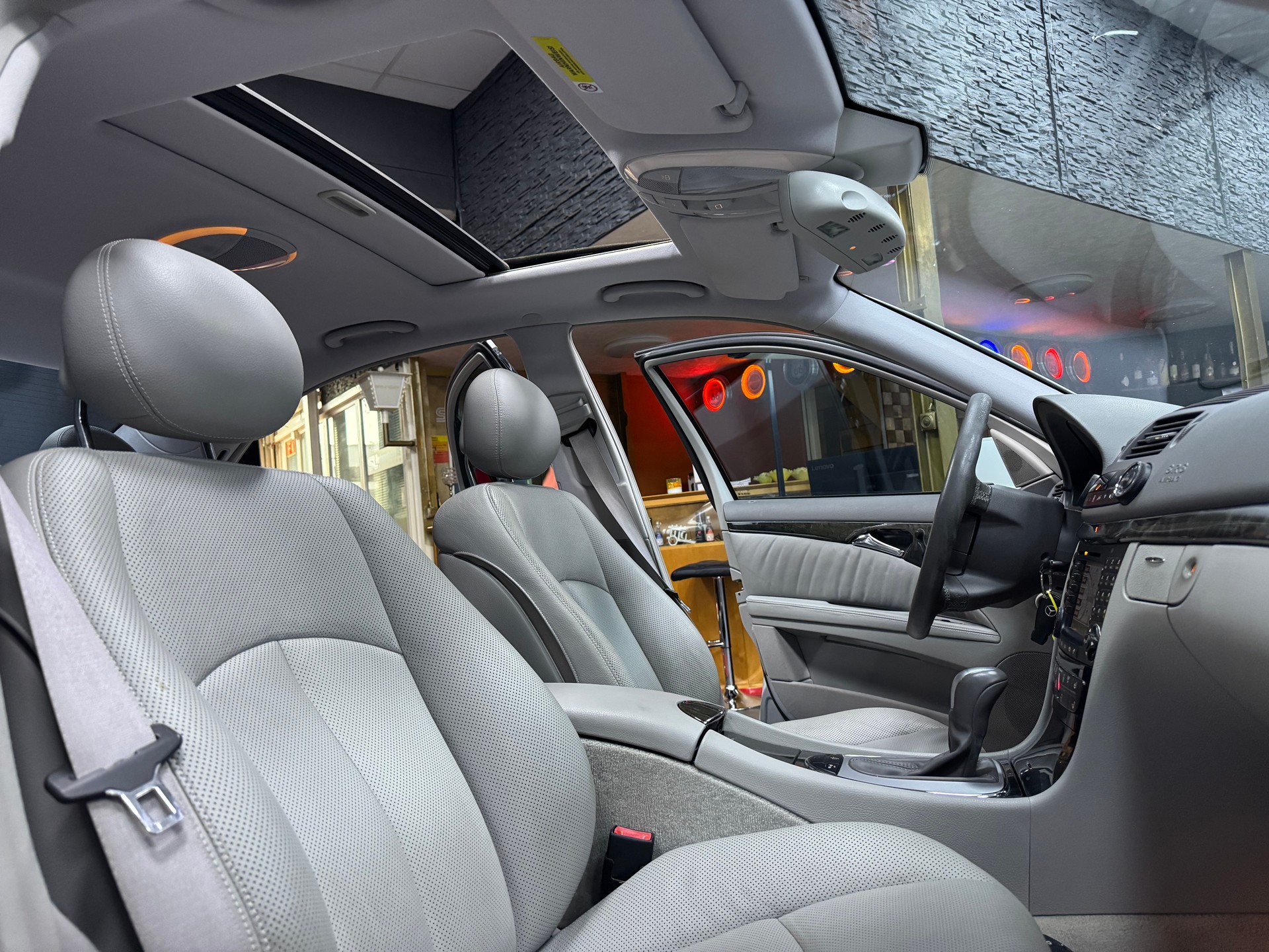 MERCEDES-BENZ E 400 CDI Avantgarde Automatic-image-10