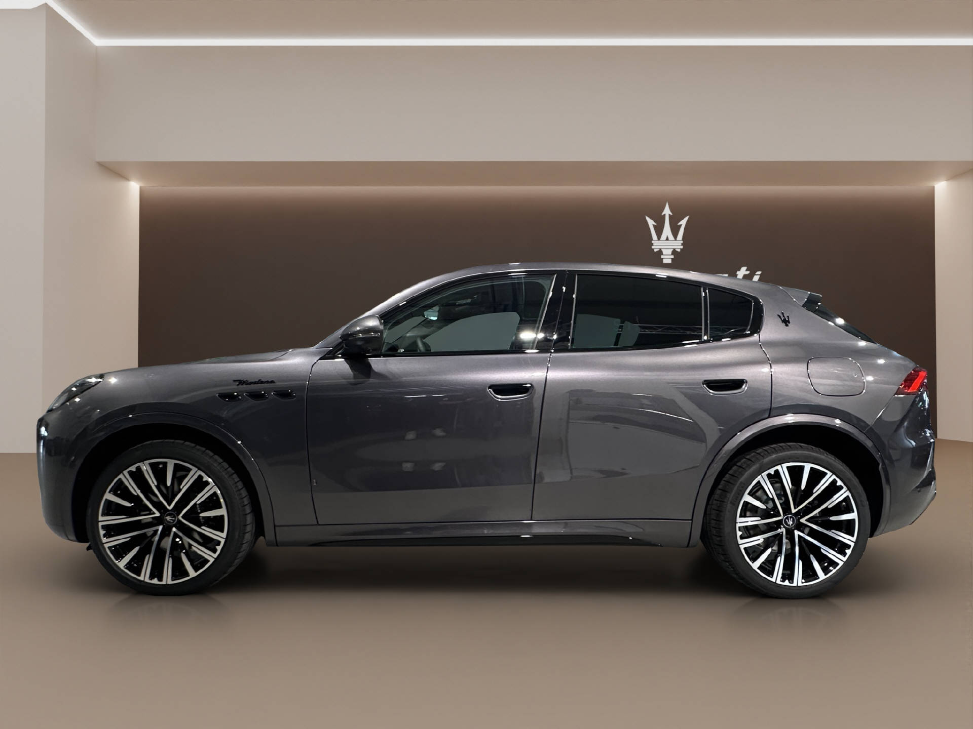 MASERATI Grecale 2.0 Hybrid Modena-image-7