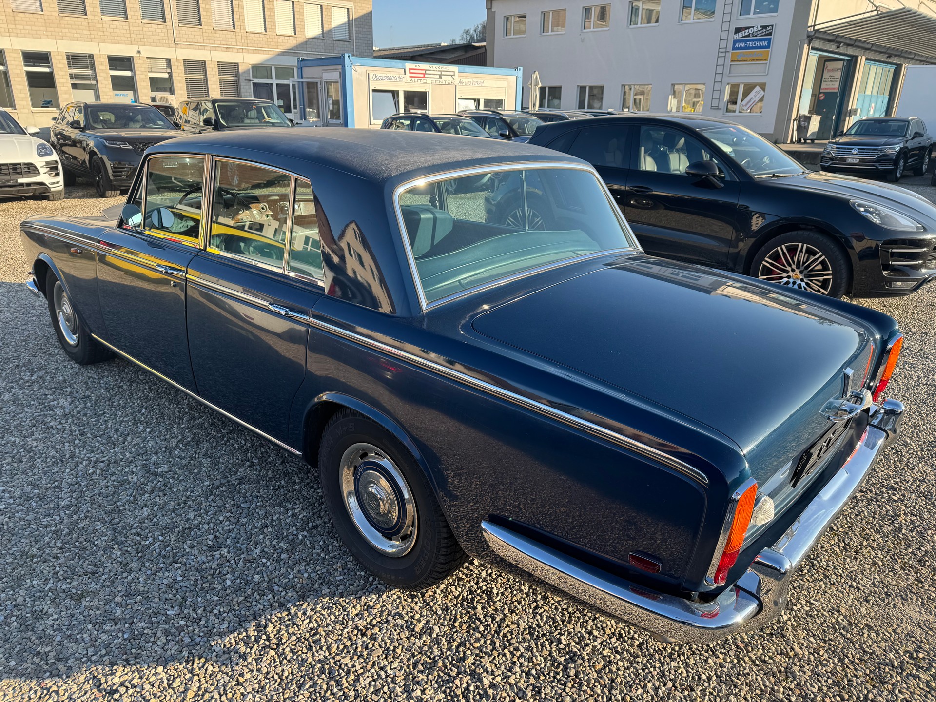 ROLLS-ROYCE Silver Shadow-image-3