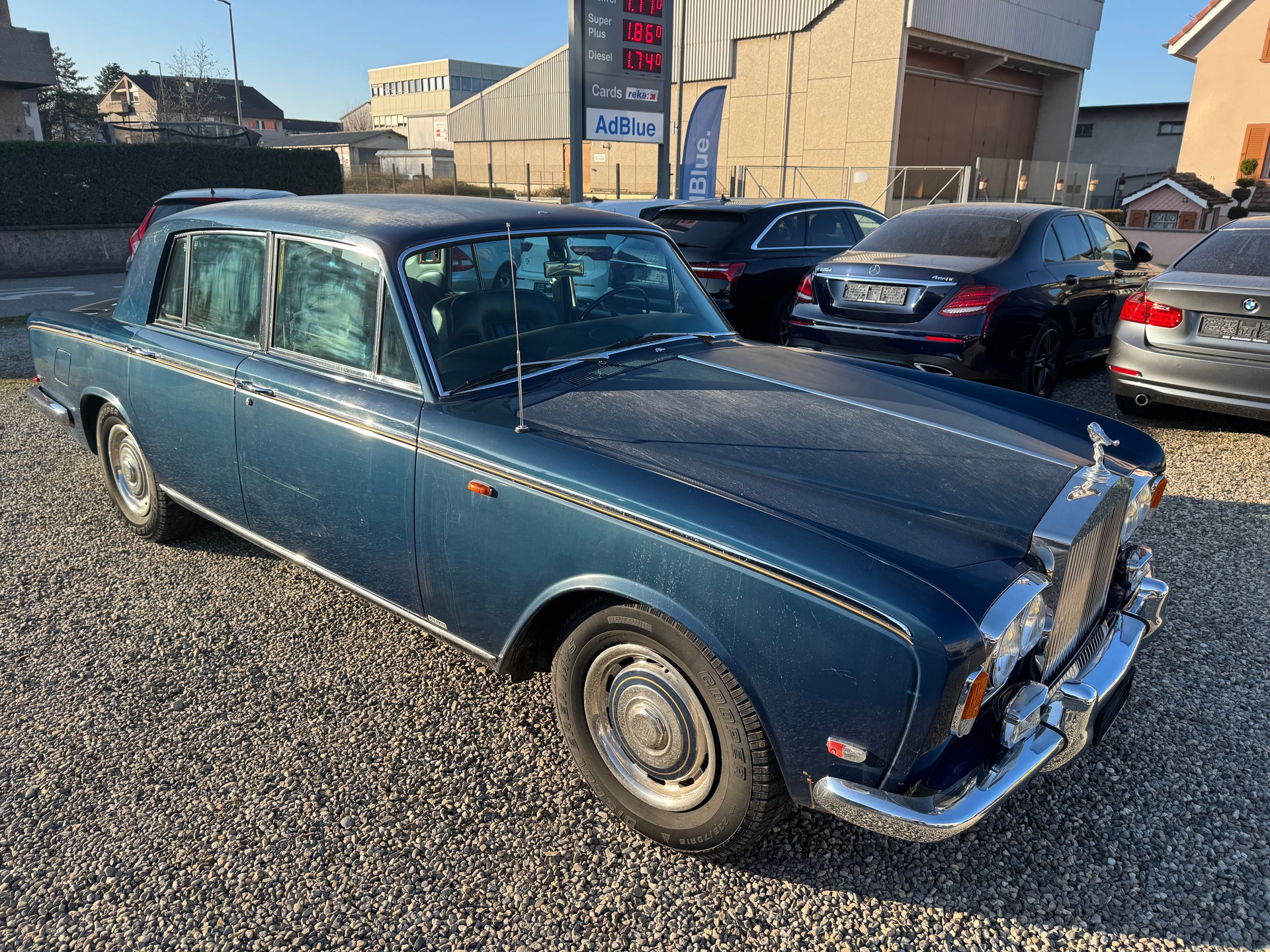 ROLLS-ROYCE Silver Shadow-image-0