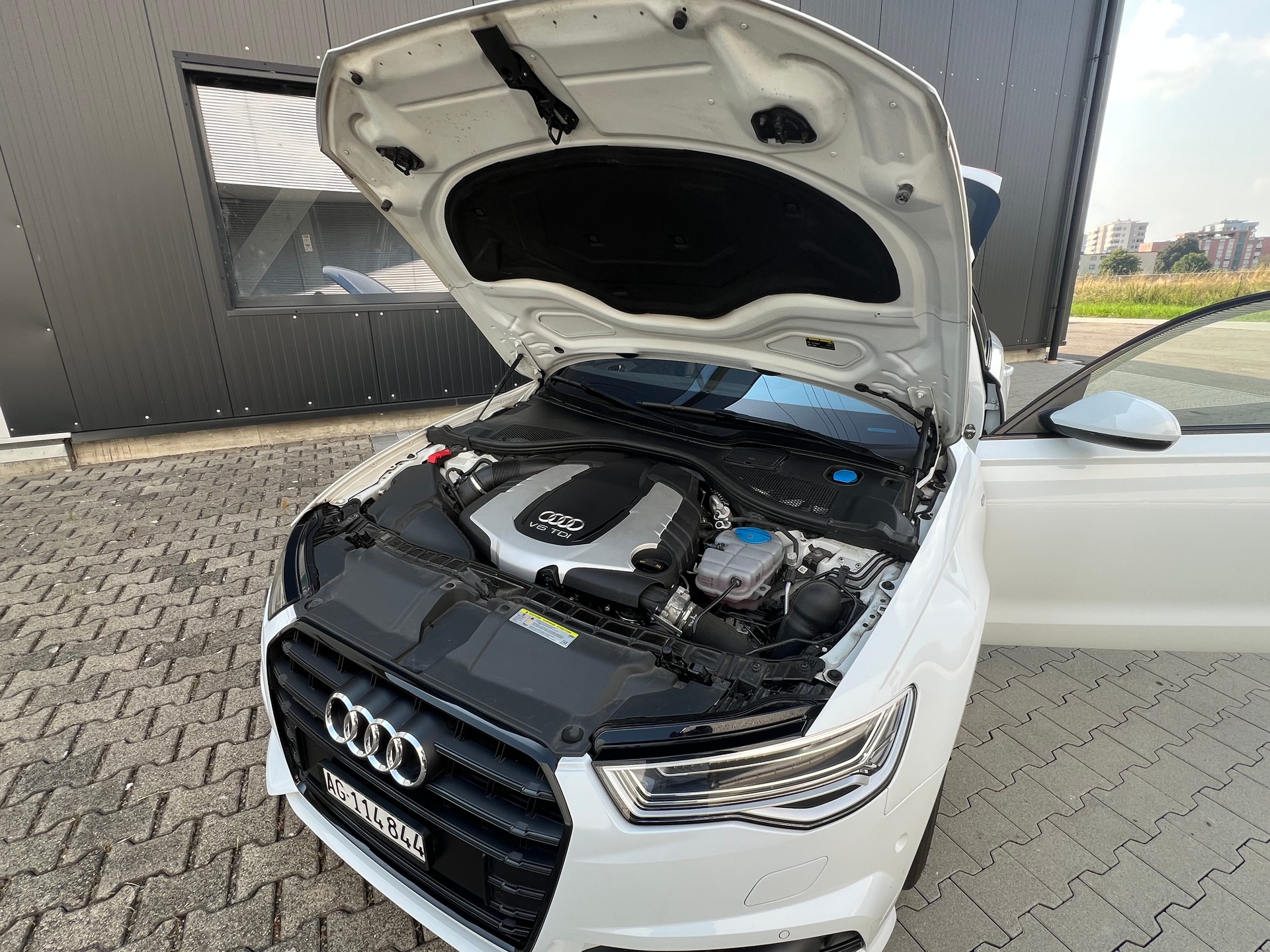AUDI A6 Avant 3.0 BiTDI V6 quattro tiptronic-image-7
