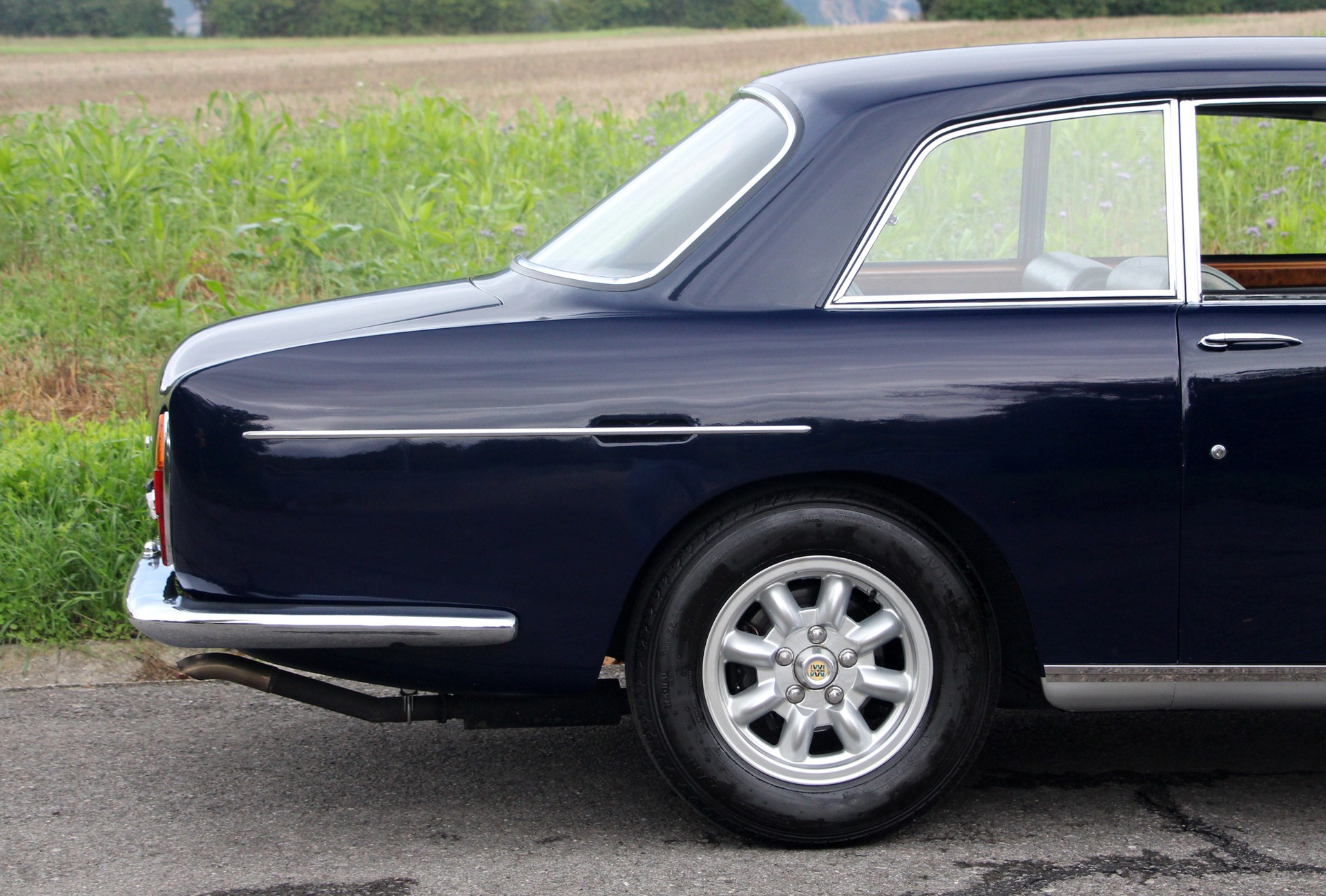 BRISTOL 411 Series 2-image-15