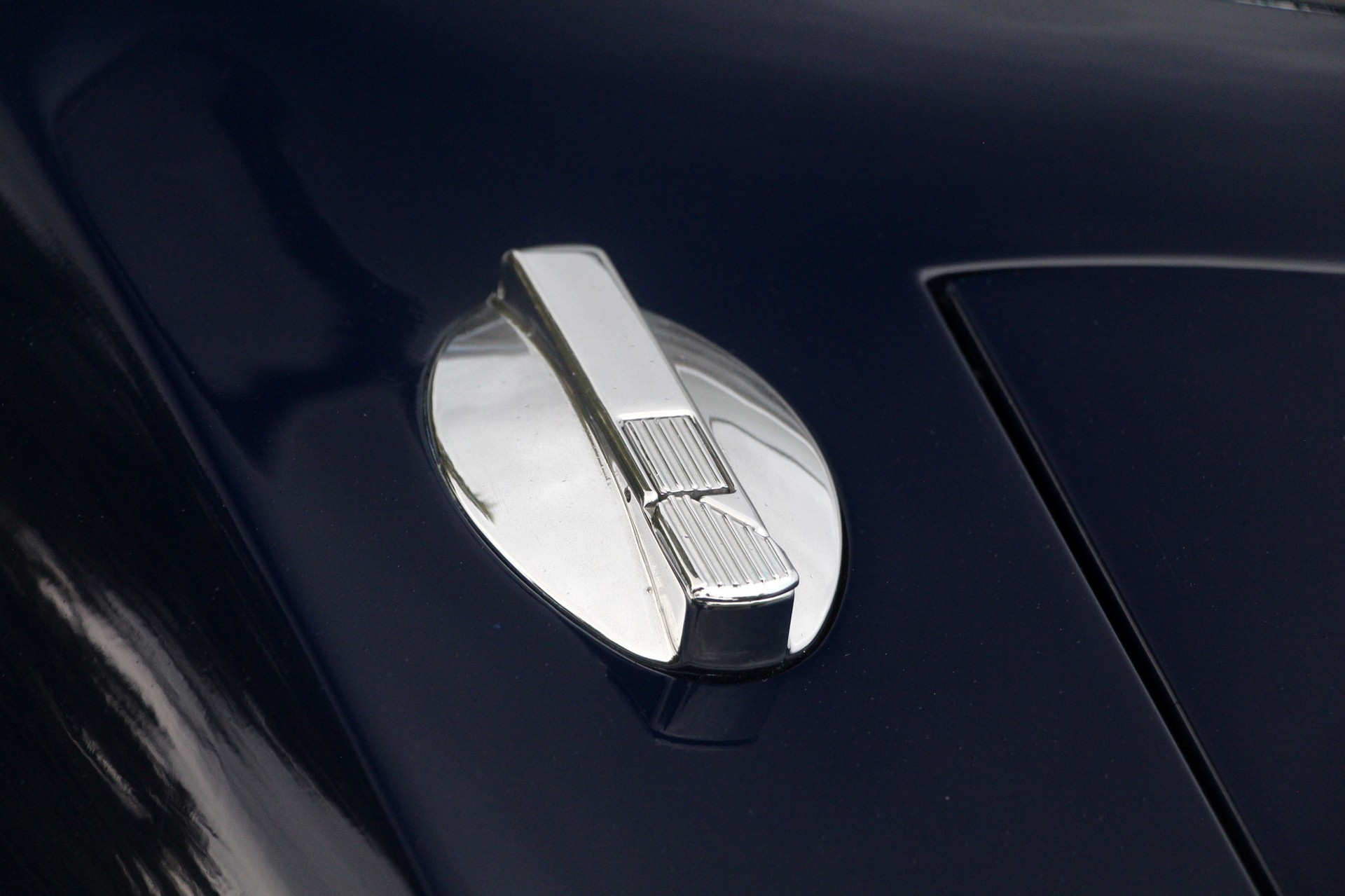 BRISTOL 411 Series 2-image-23