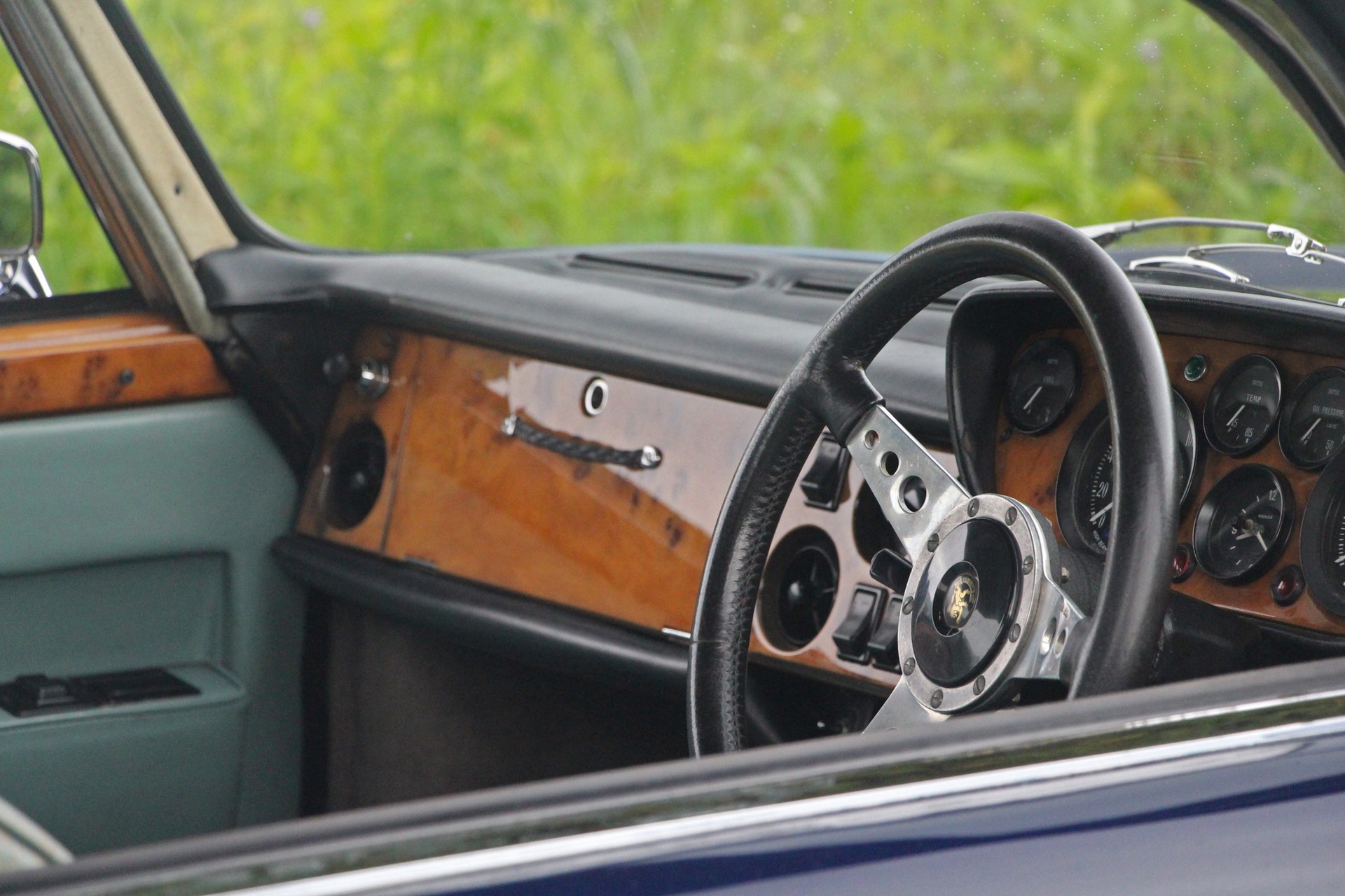 BRISTOL 411 Series 2-image-12