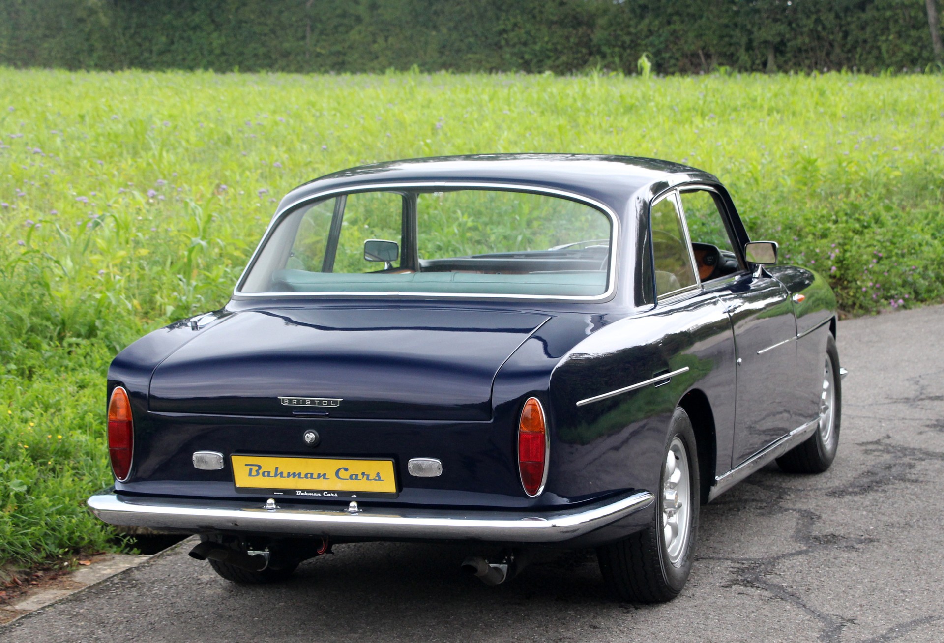 BRISTOL 411 Series 2-image-25