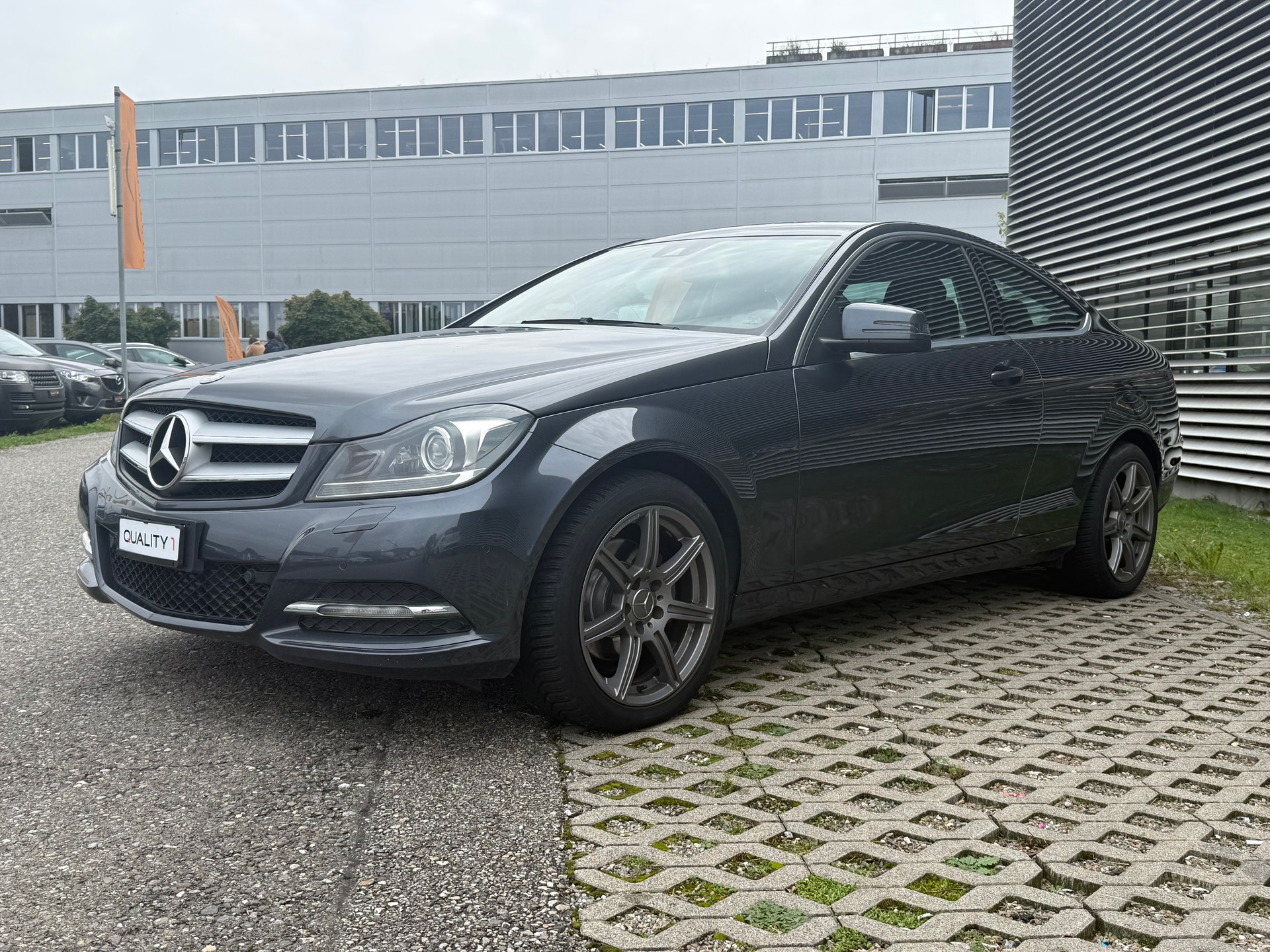 MERCEDES-BENZ C 220 CDI Coupé 7G-Tronic-image-4