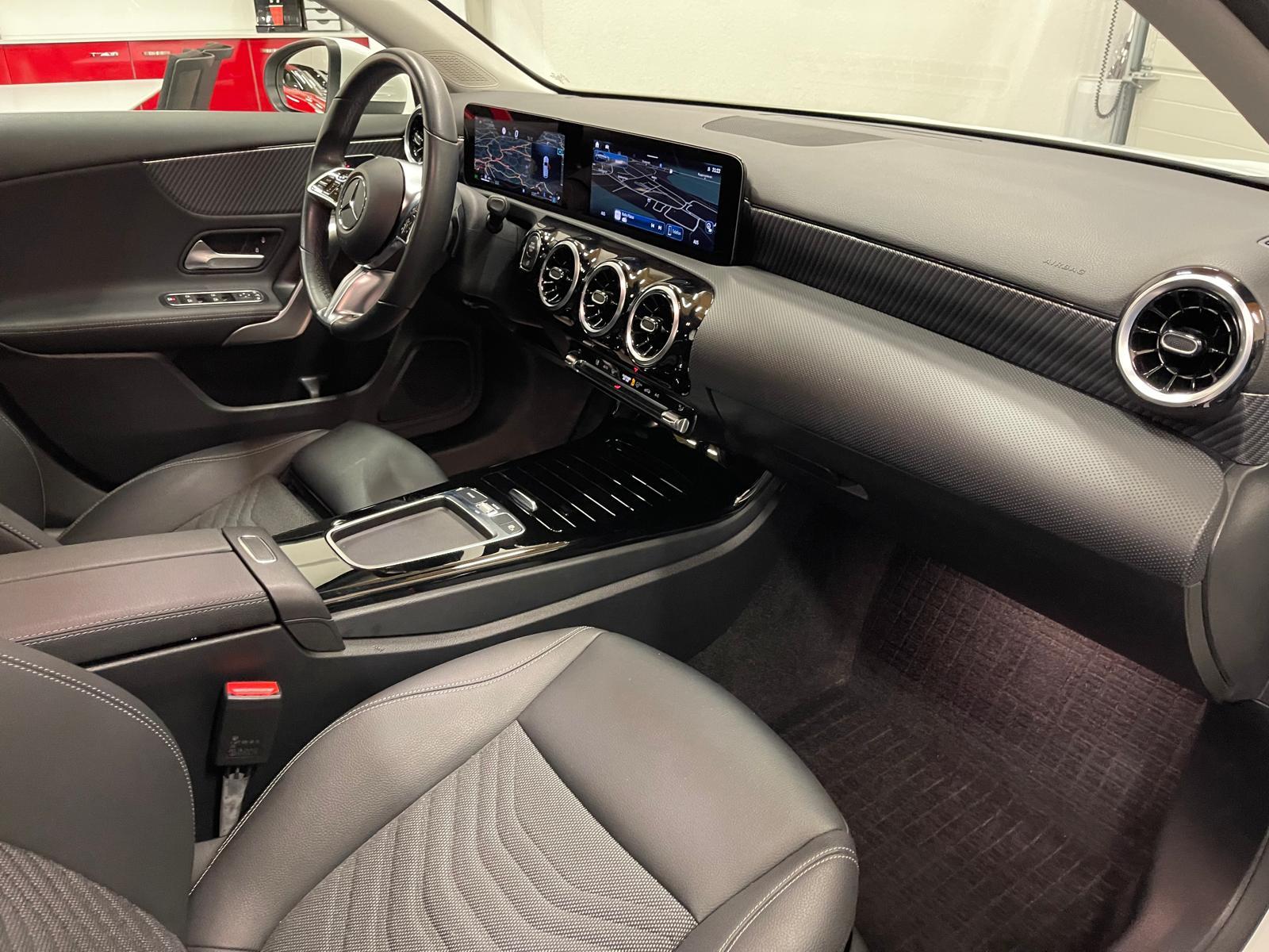 MERCEDES-BENZ A 180 d Progressive-image-10