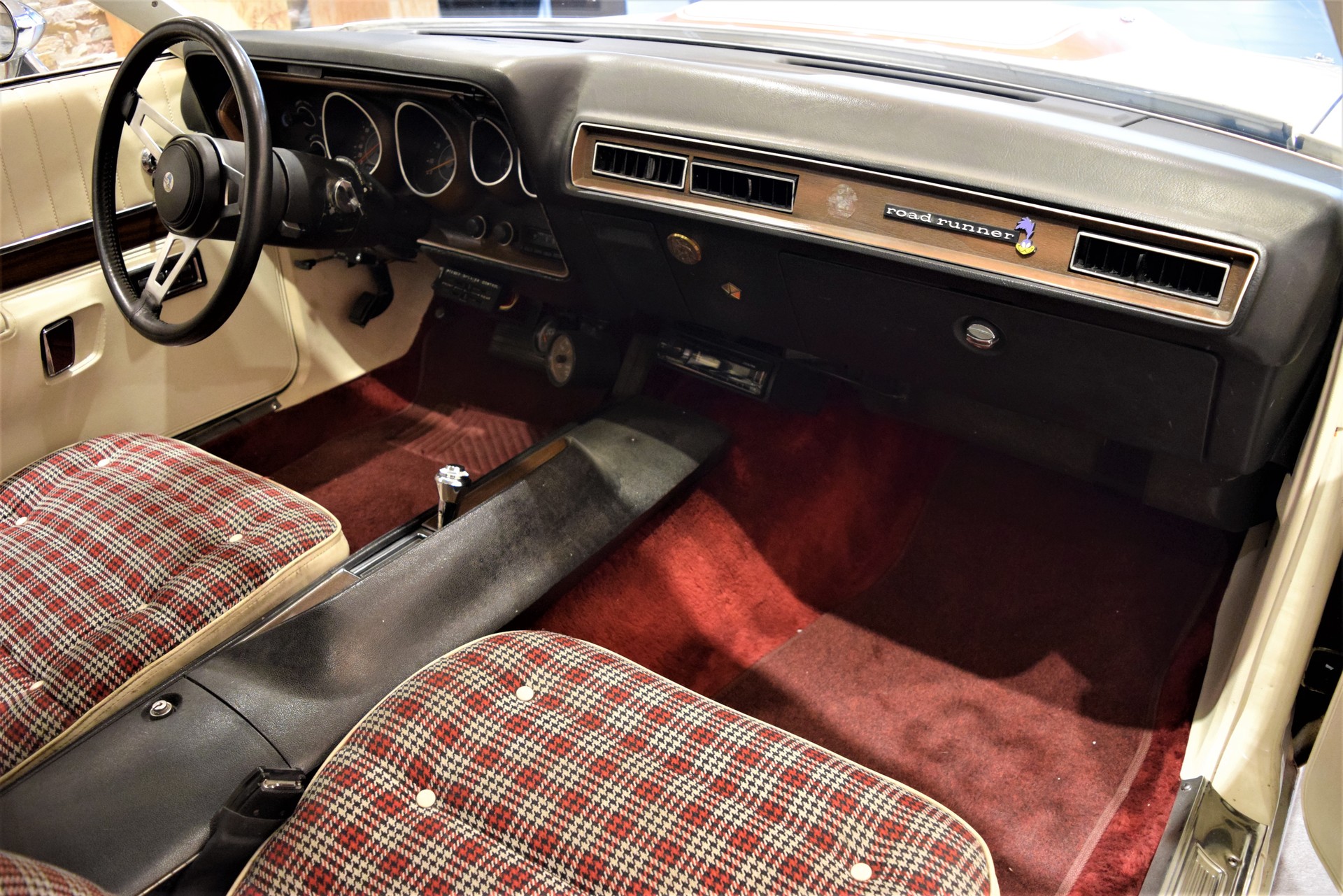 PLYMOUTH Road Runner 440 GTX-image-11