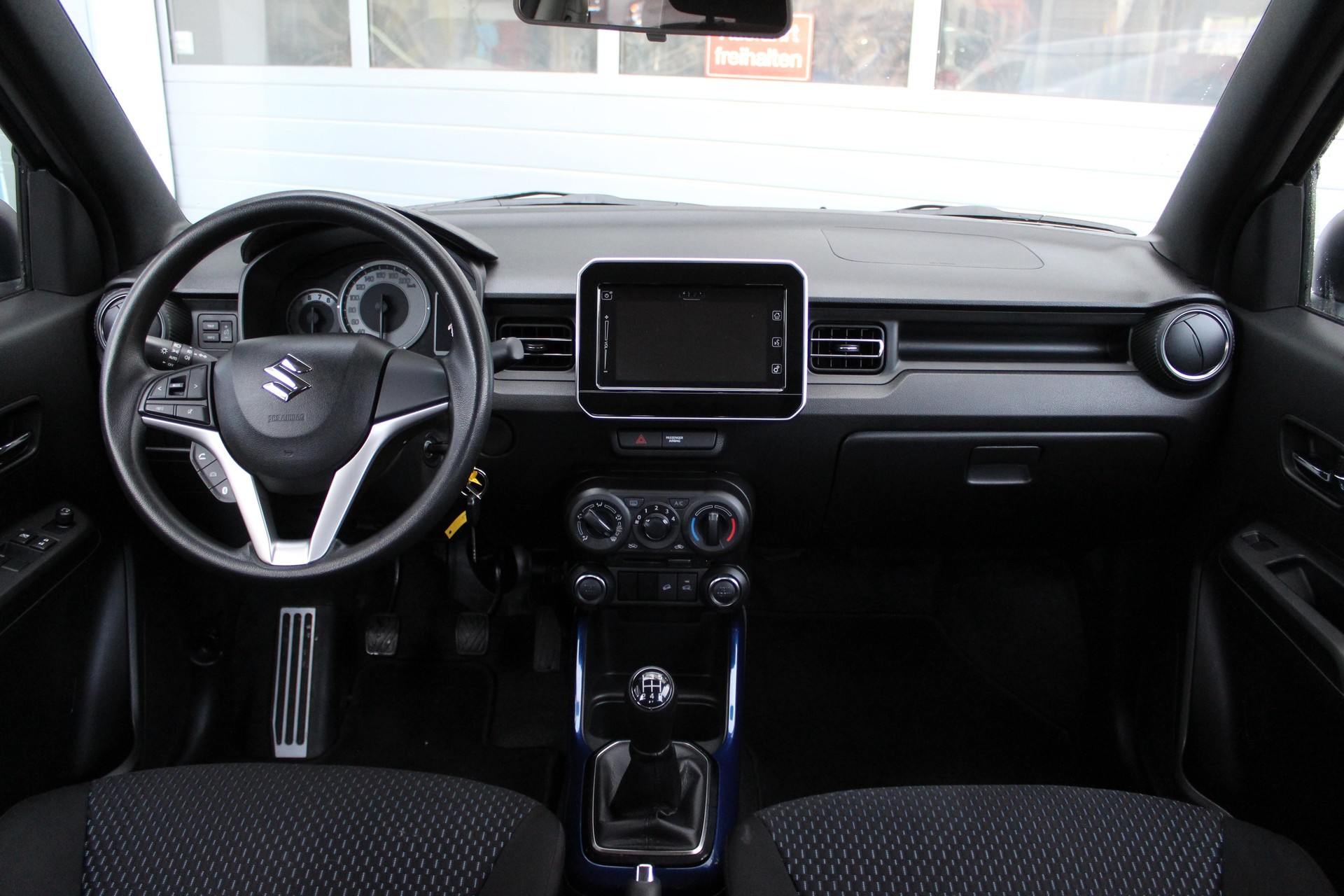 SUZUKI Ignis 1.2 Compact+ Hybrid 4x4-image-8
