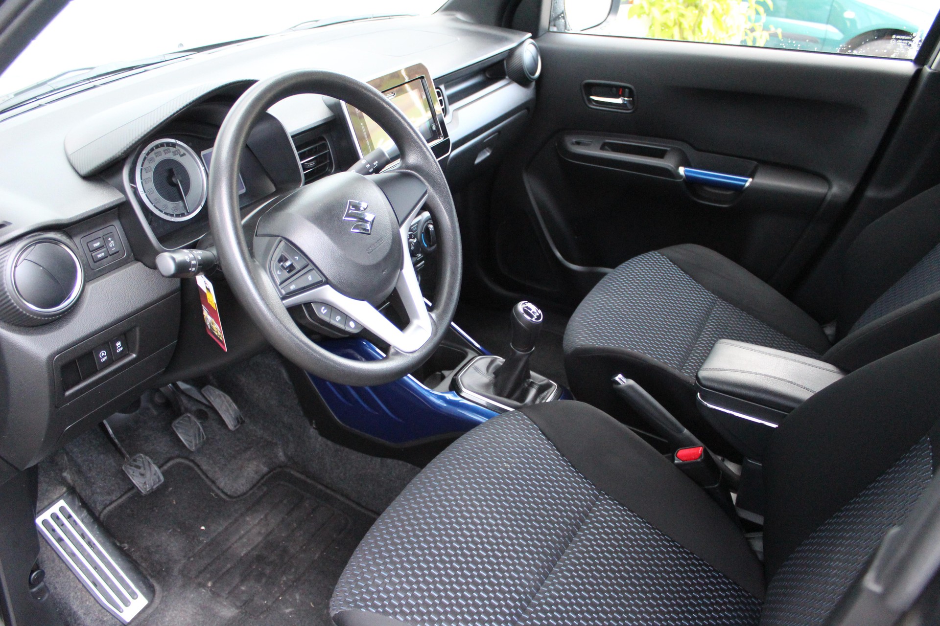 SUZUKI Ignis 1.2 Compact+ Hybrid 4x4-image-5