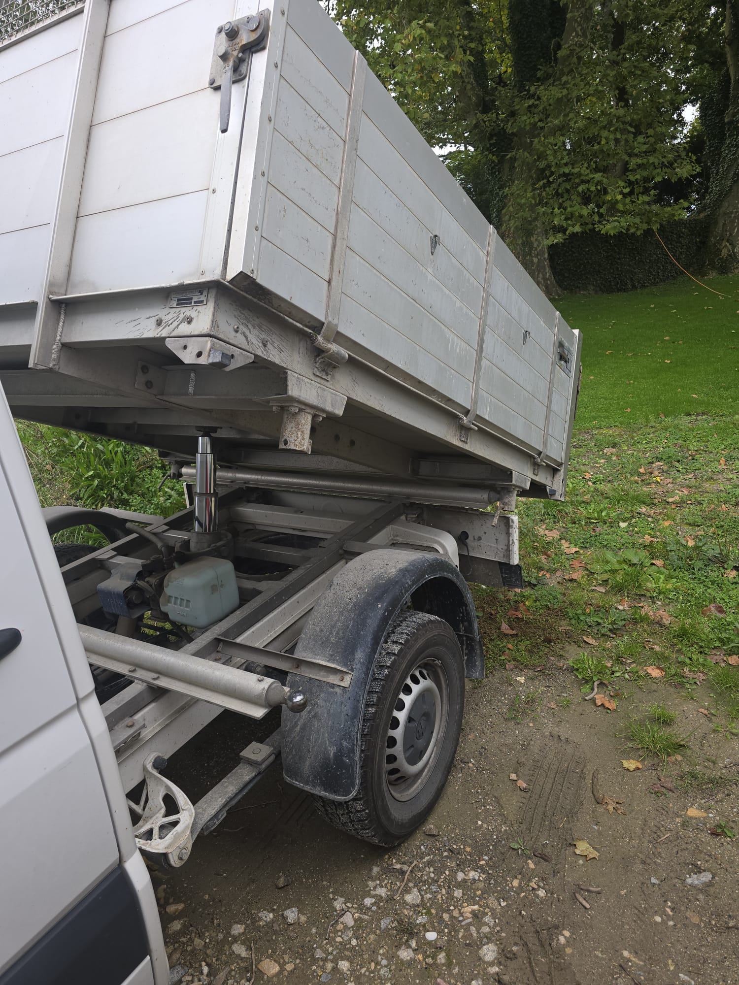 VW Crafter 35 2.0 TDI-image-3