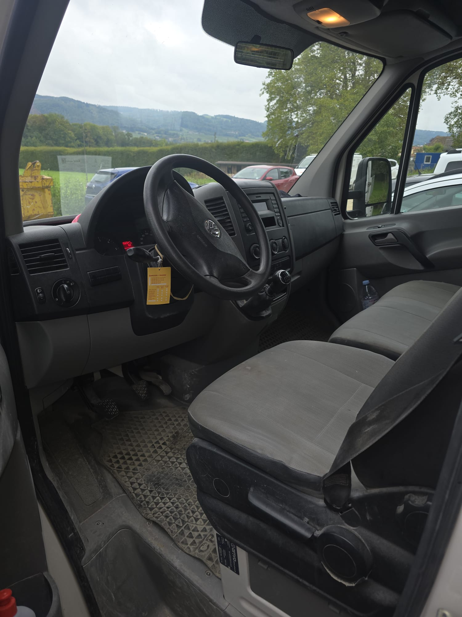 VW Crafter 35 2.0 TDI-image-9