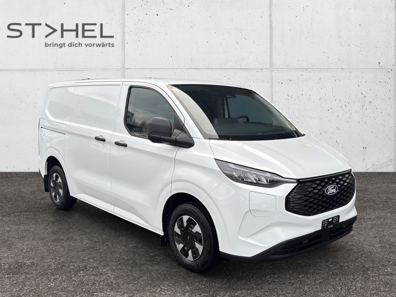 FORD E-Transit C Van 320 L1 74 kWh Trend-image-0
