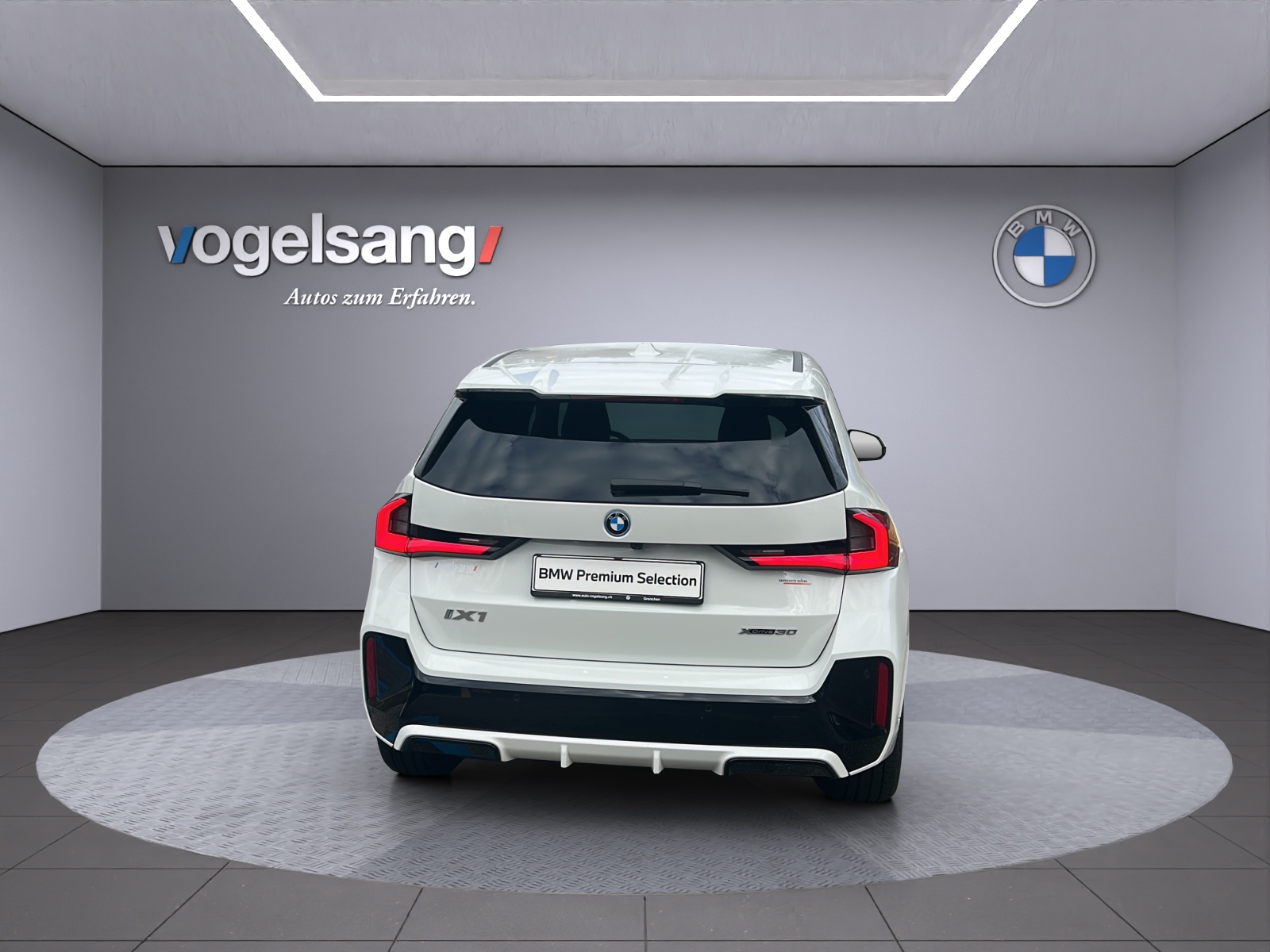 BMW iX1 xDrive 30 M Sport-image-10