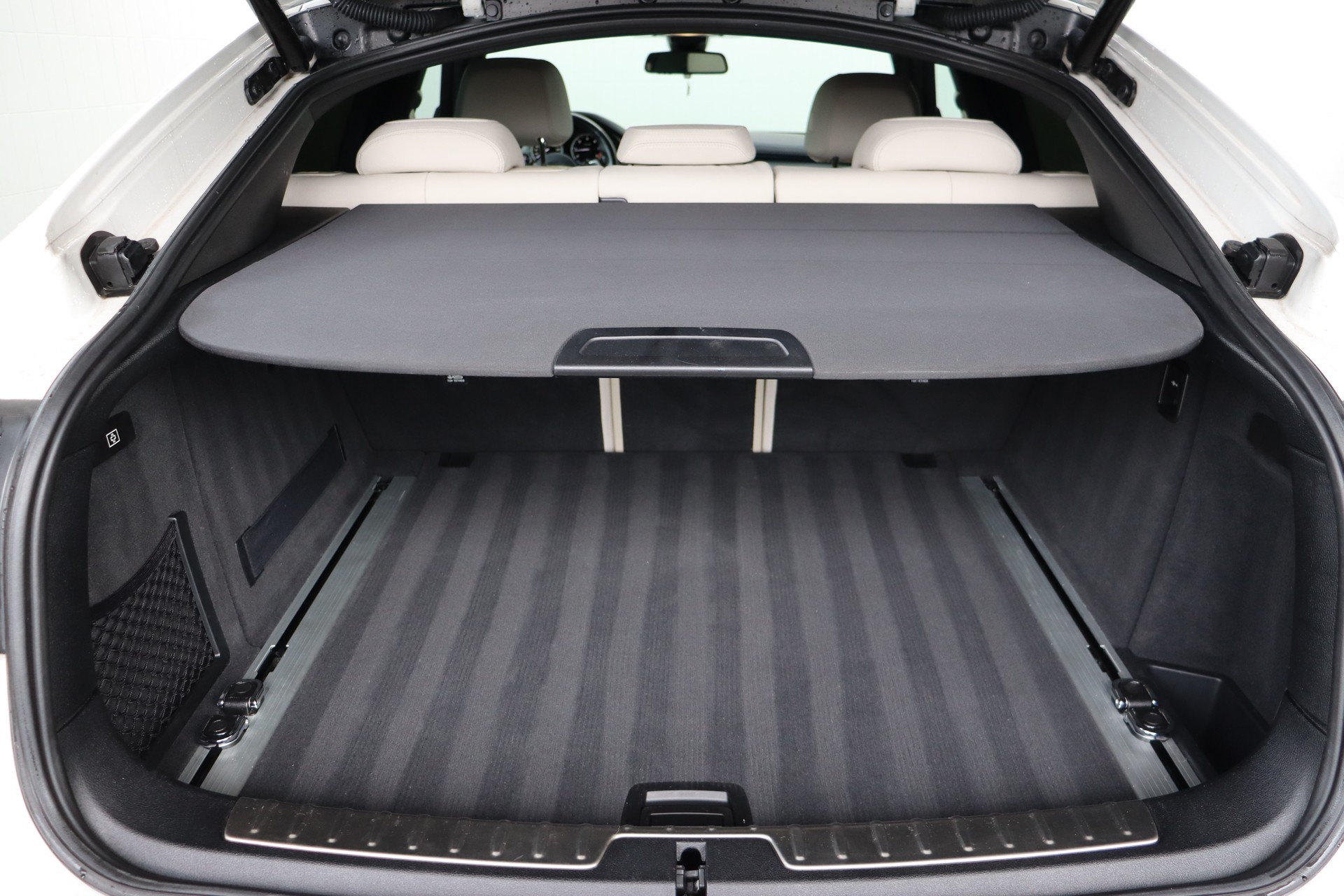 BMW X6 M50D STEPTRONIC ** WHITE ON WHITE ** SOFTCLOSE ** FAHRASSISTENZ-PAKET **-image-13