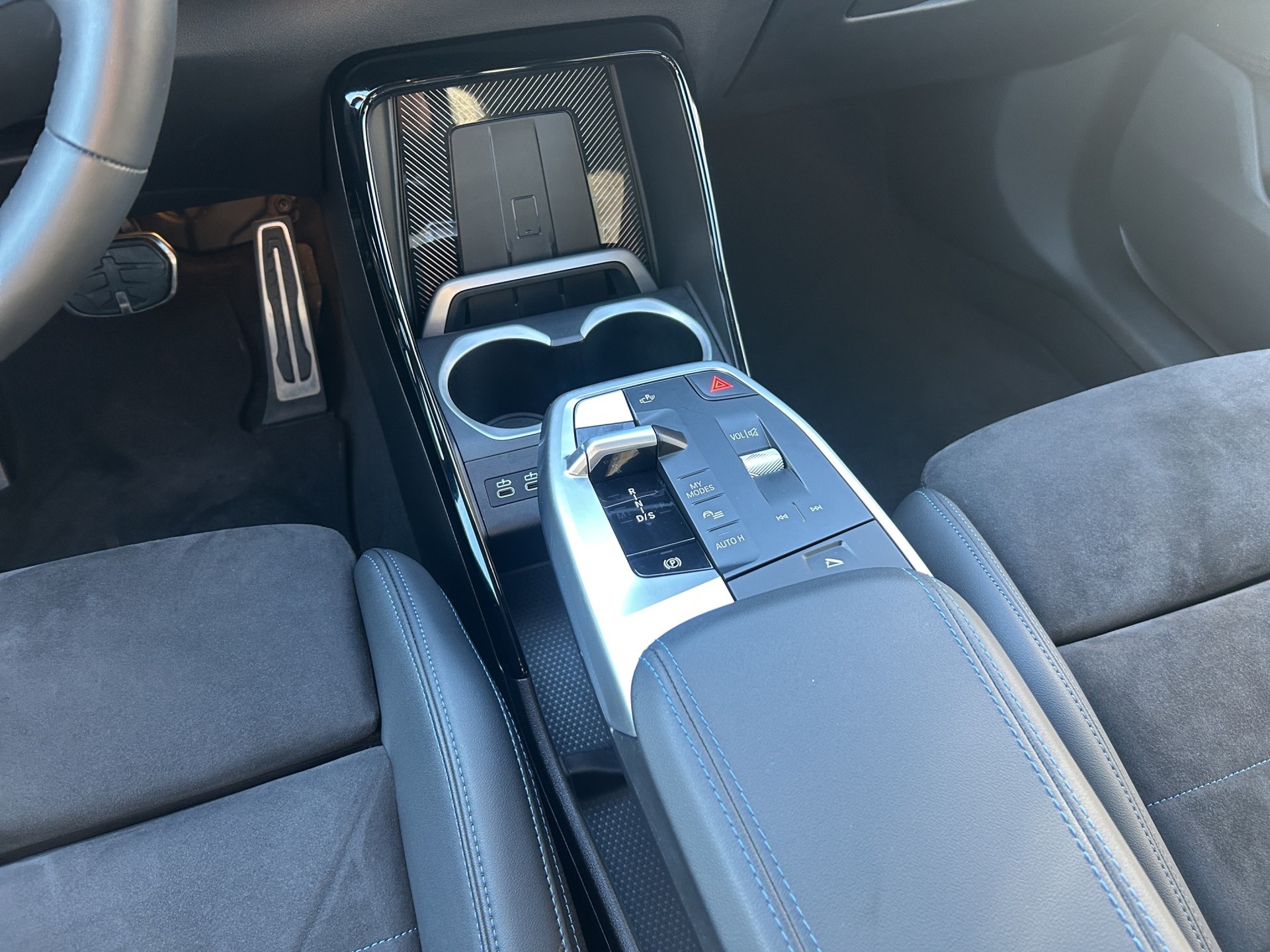 BMW X1 xDrive 20d 48V M Sport-image-14