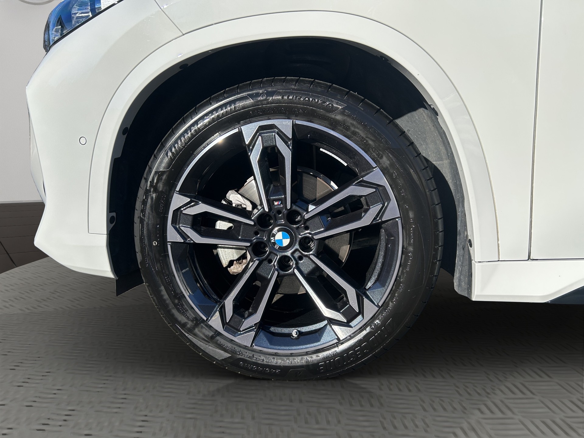 BMW X1 xDrive 20d 48V M Sport-image-8