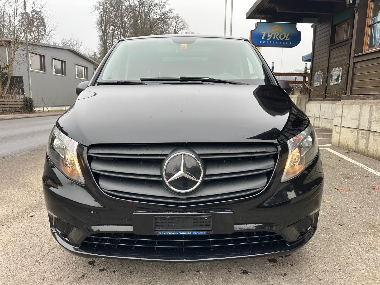 MERCEDES-BENZ Vito 116 CDI Lang Select Tourer 9G-Tronic-image-4