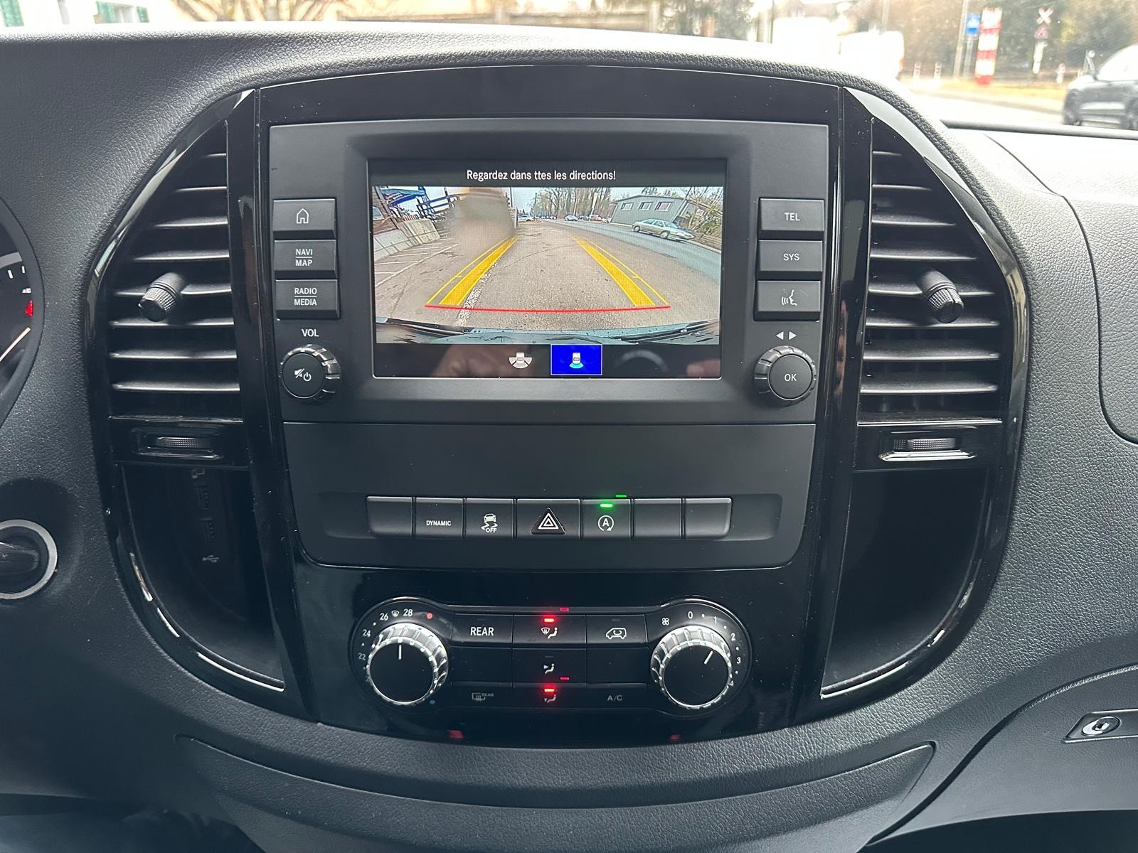 MERCEDES-BENZ Vito 116 CDI Lang Select Tourer 9G-Tronic-image-12